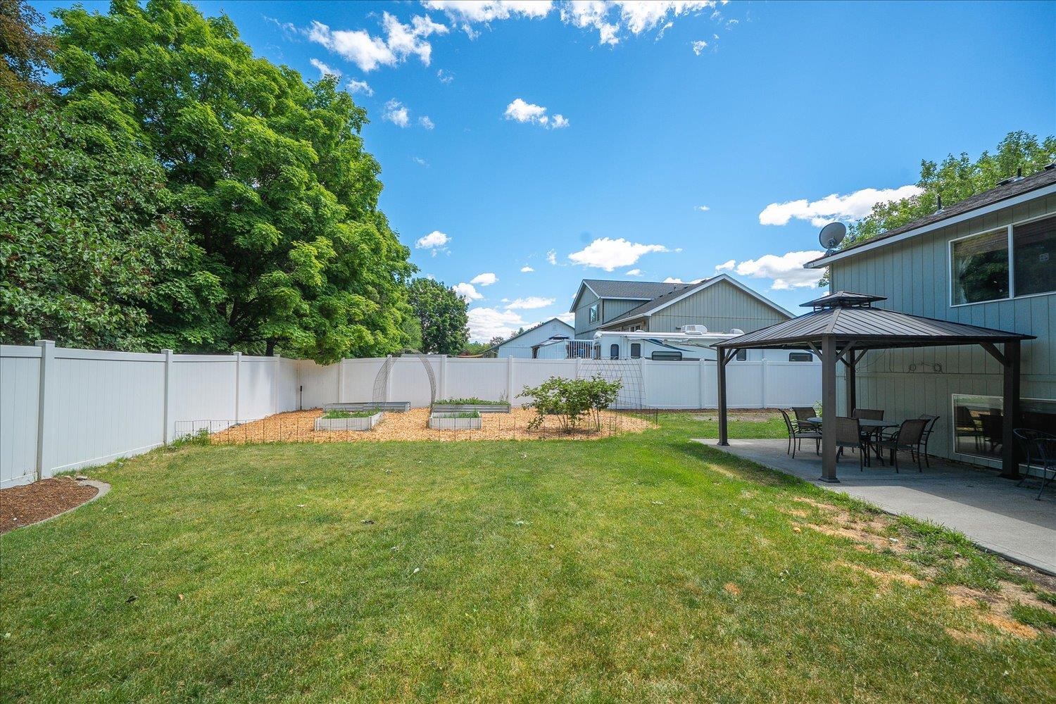 18911 E Baldwin Ln - Photo 36
