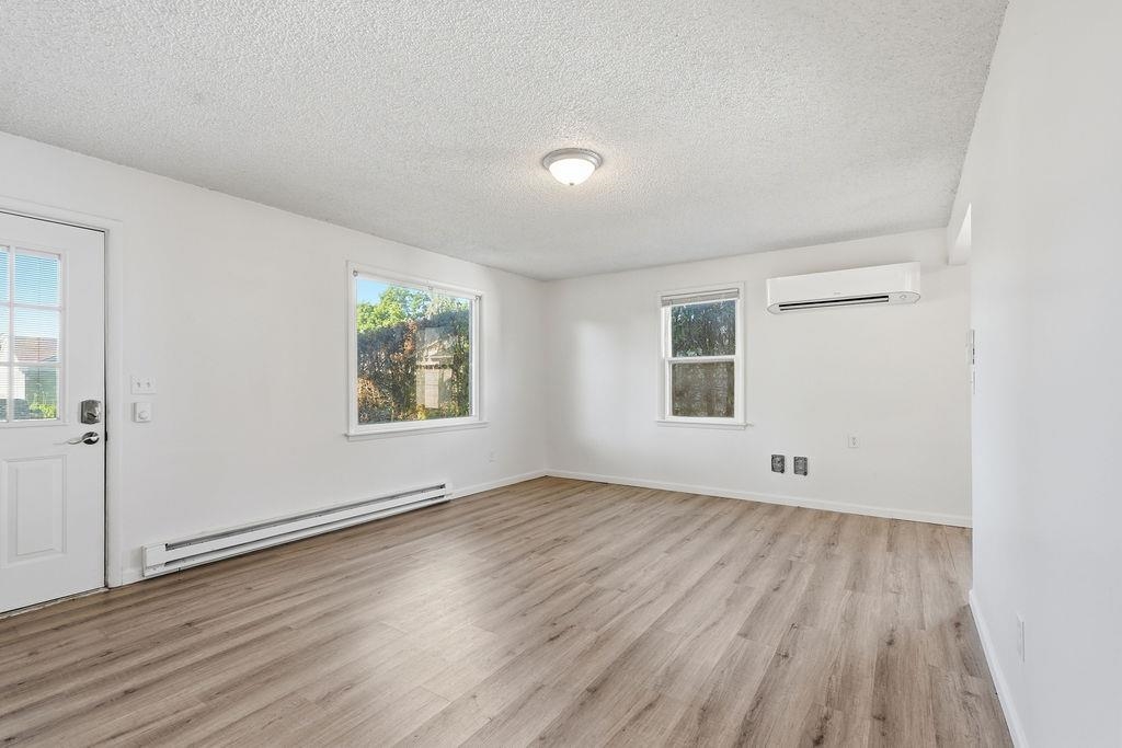 2434 W Wabash Ave - Photo 6