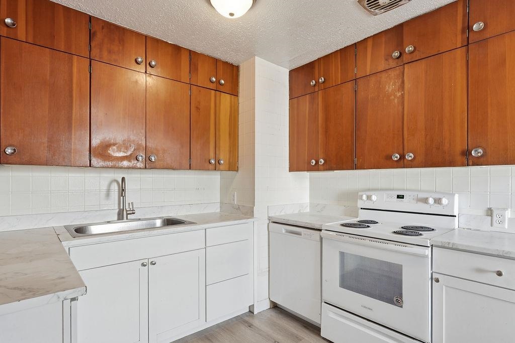 2434 W Wabash Ave - Photo 15