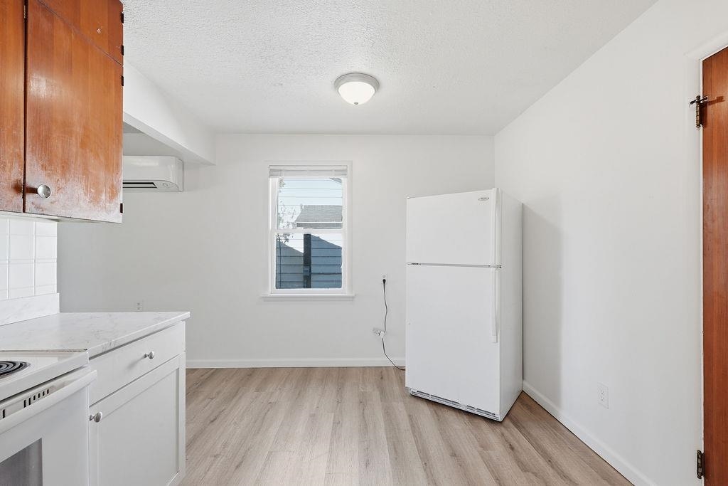 2434 W Wabash Ave - Photo 18