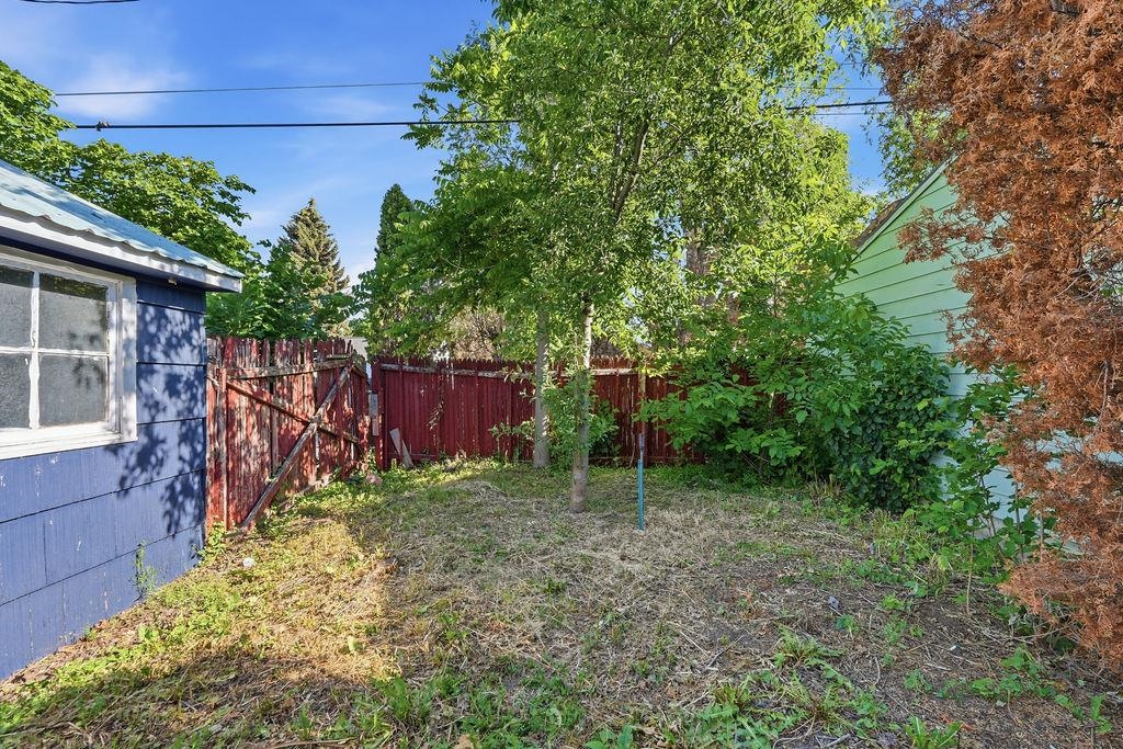 2434 W Wabash Ave - Photo 26