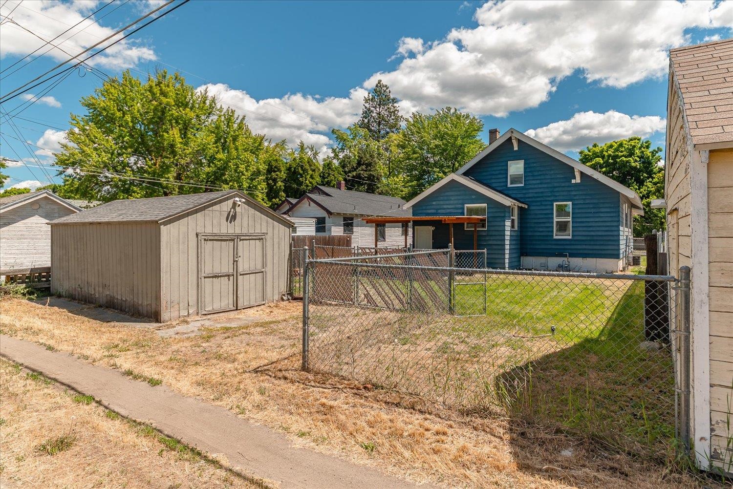 5621 N Post St - Photo 36