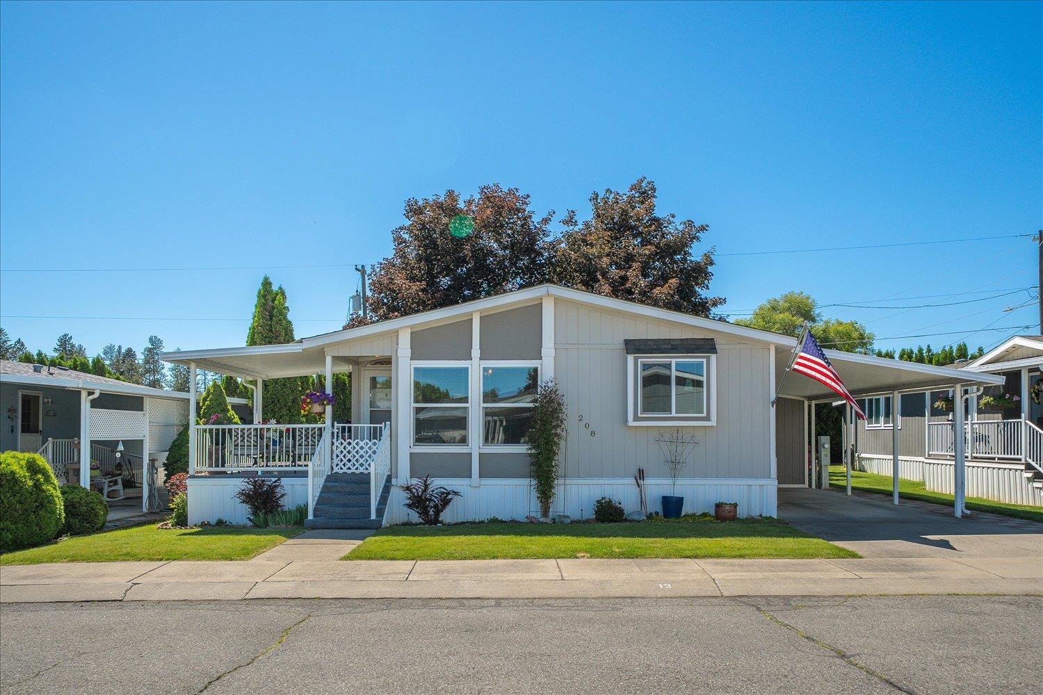 208 S Blueberry Pl - Photo 1