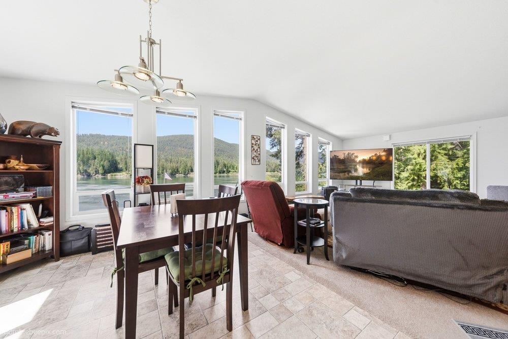 22373 Leclerc N Rd - Photo 10
