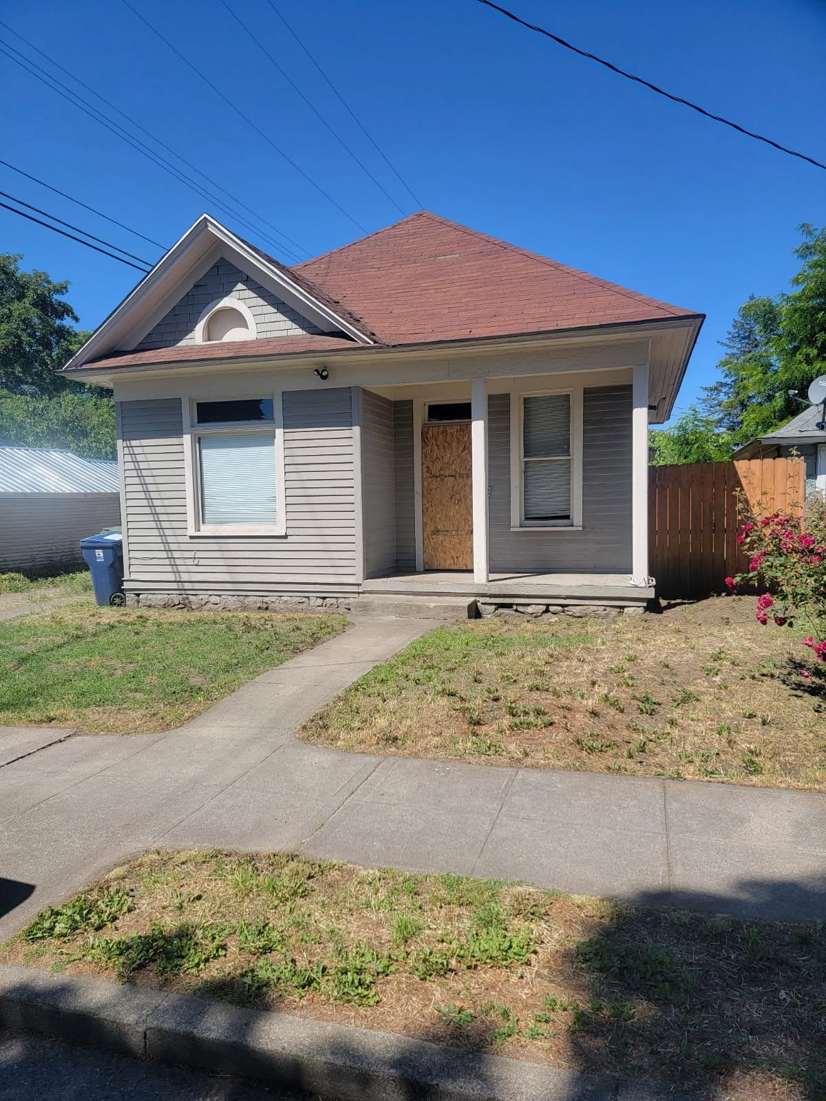1815 N Adams St - Photo 1