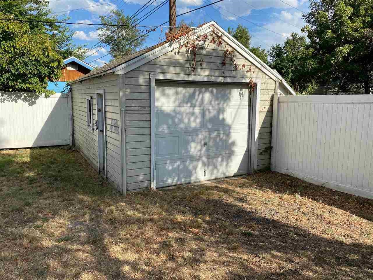 934 E NORA Ave - Photo 11
