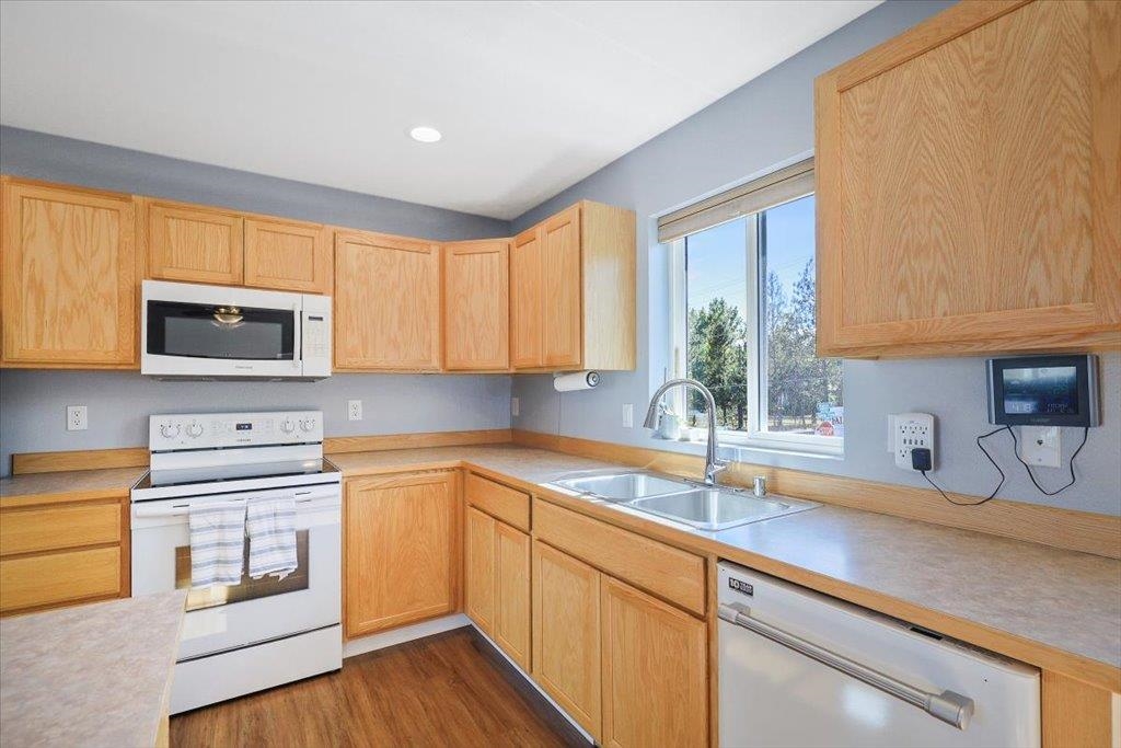 17205 N DAKOTA Ln - Photo 12