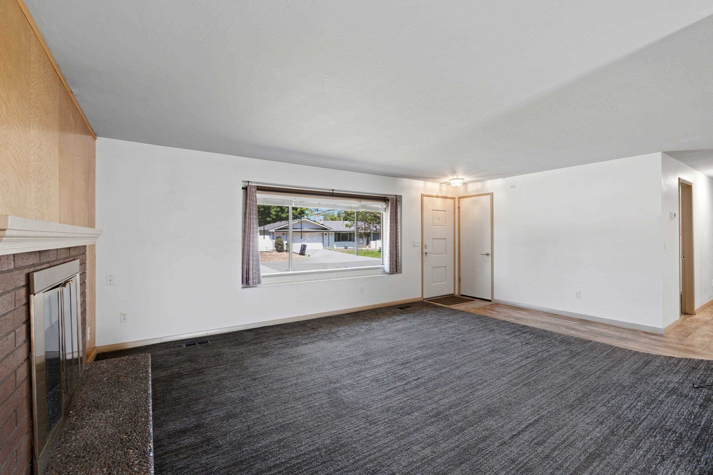 6506 N Elizabeth St - Photo 8
