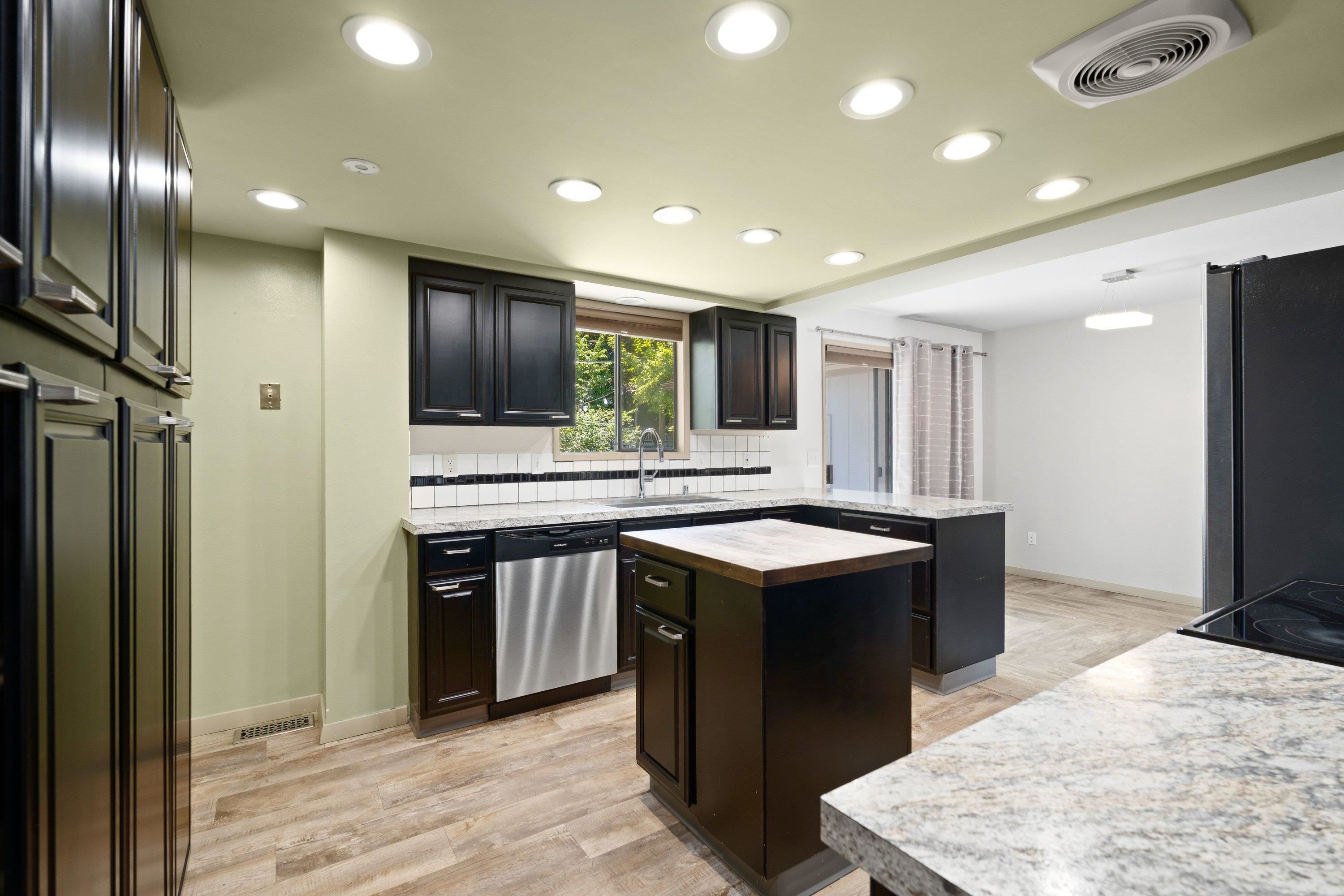 6506 N Elizabeth St - Photo 14