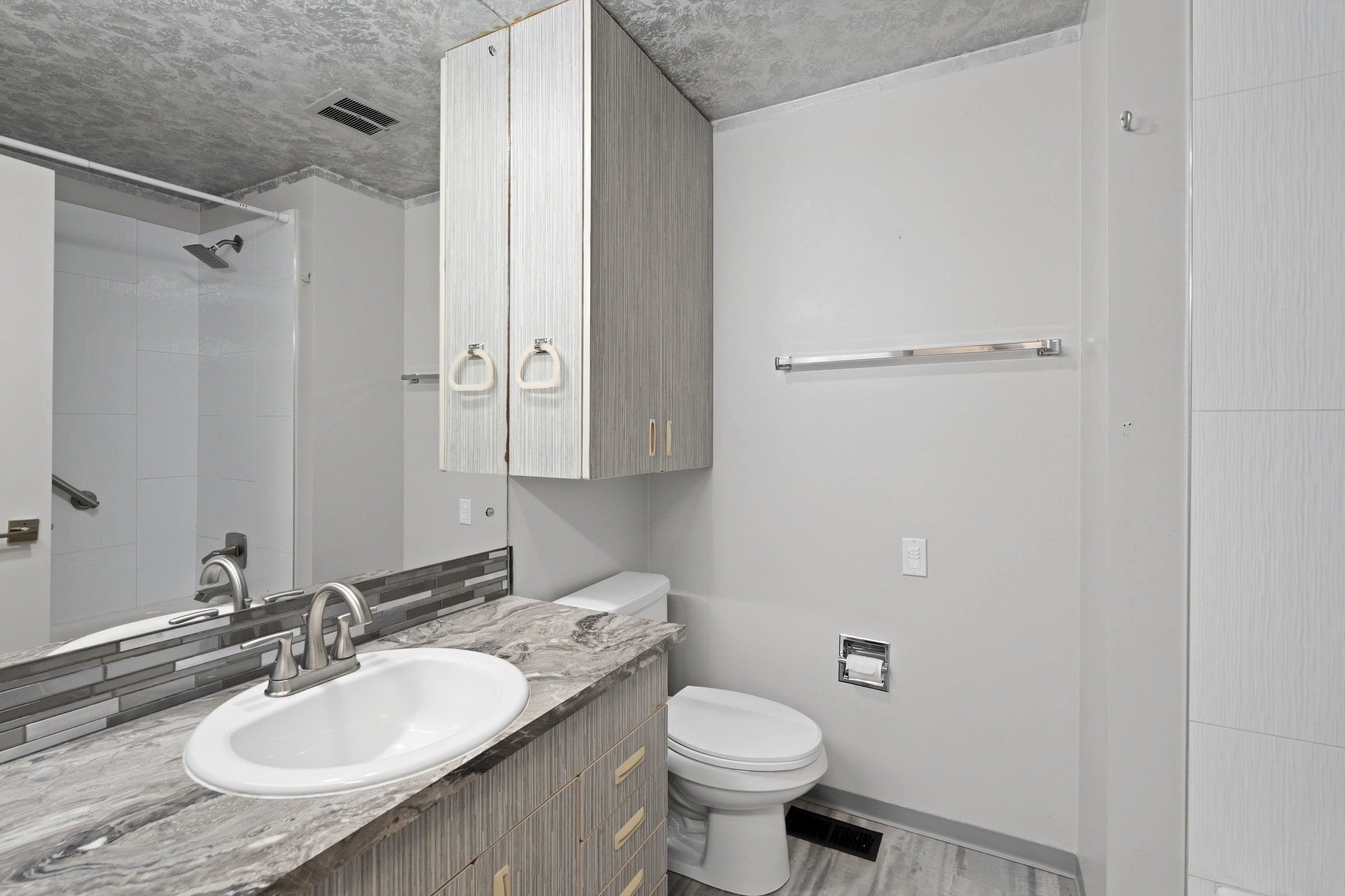 6506 N Elizabeth St - Photo 17