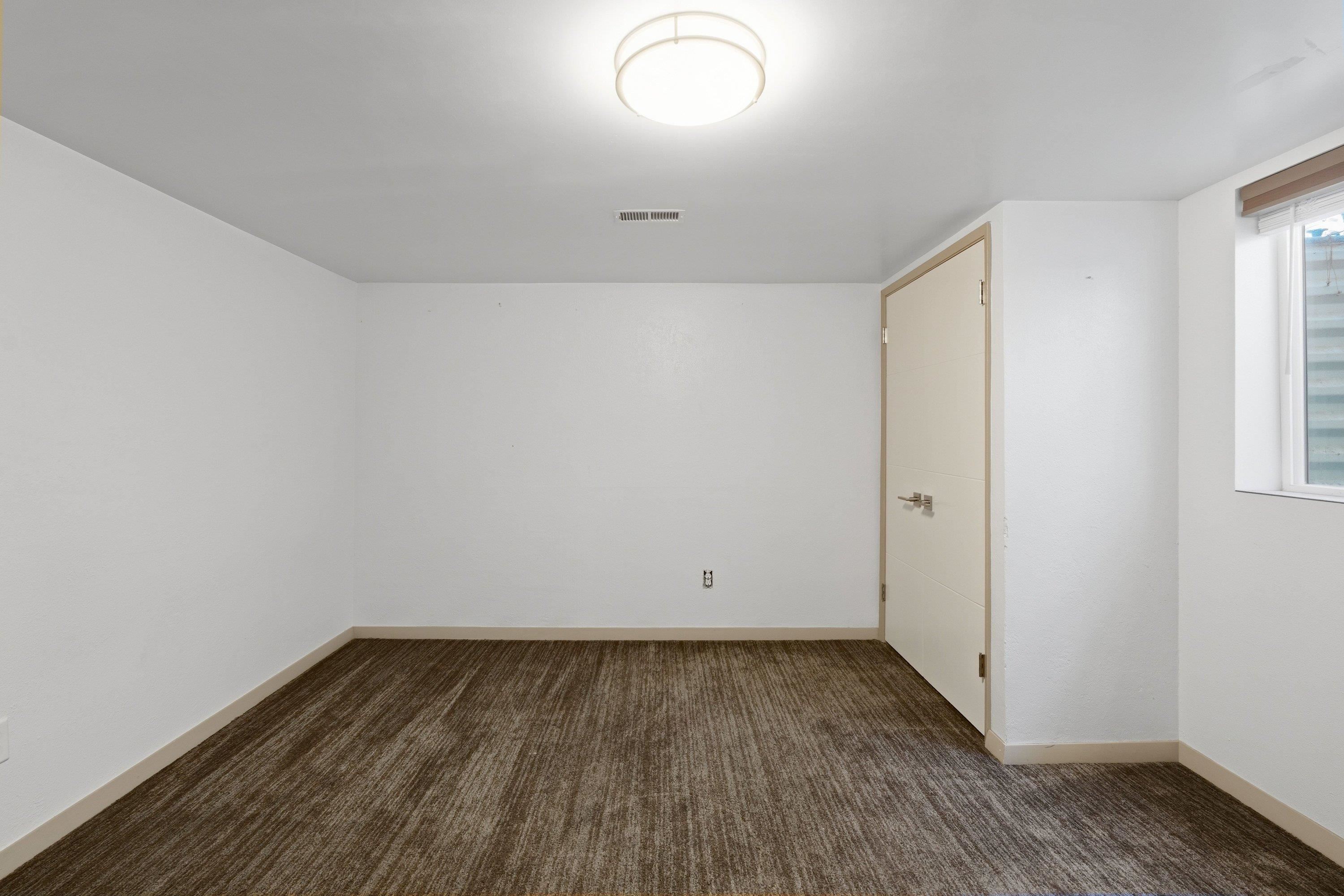 6506 N Elizabeth St - Photo 24