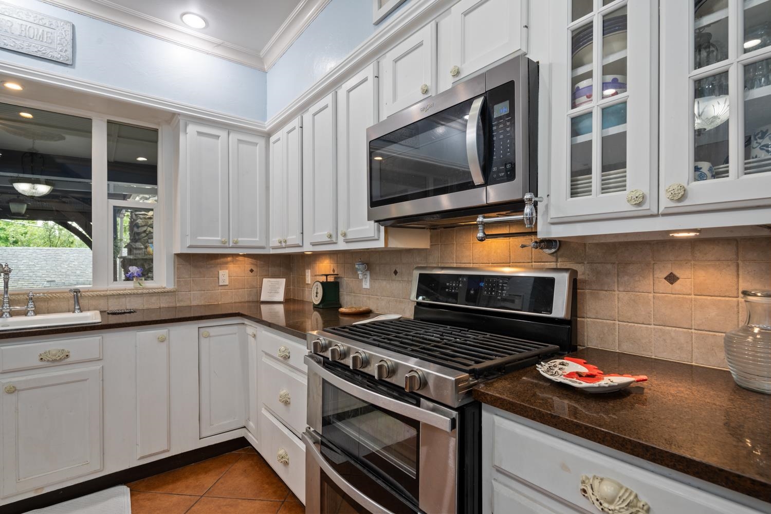 607 W 14th Ave - Photo 23