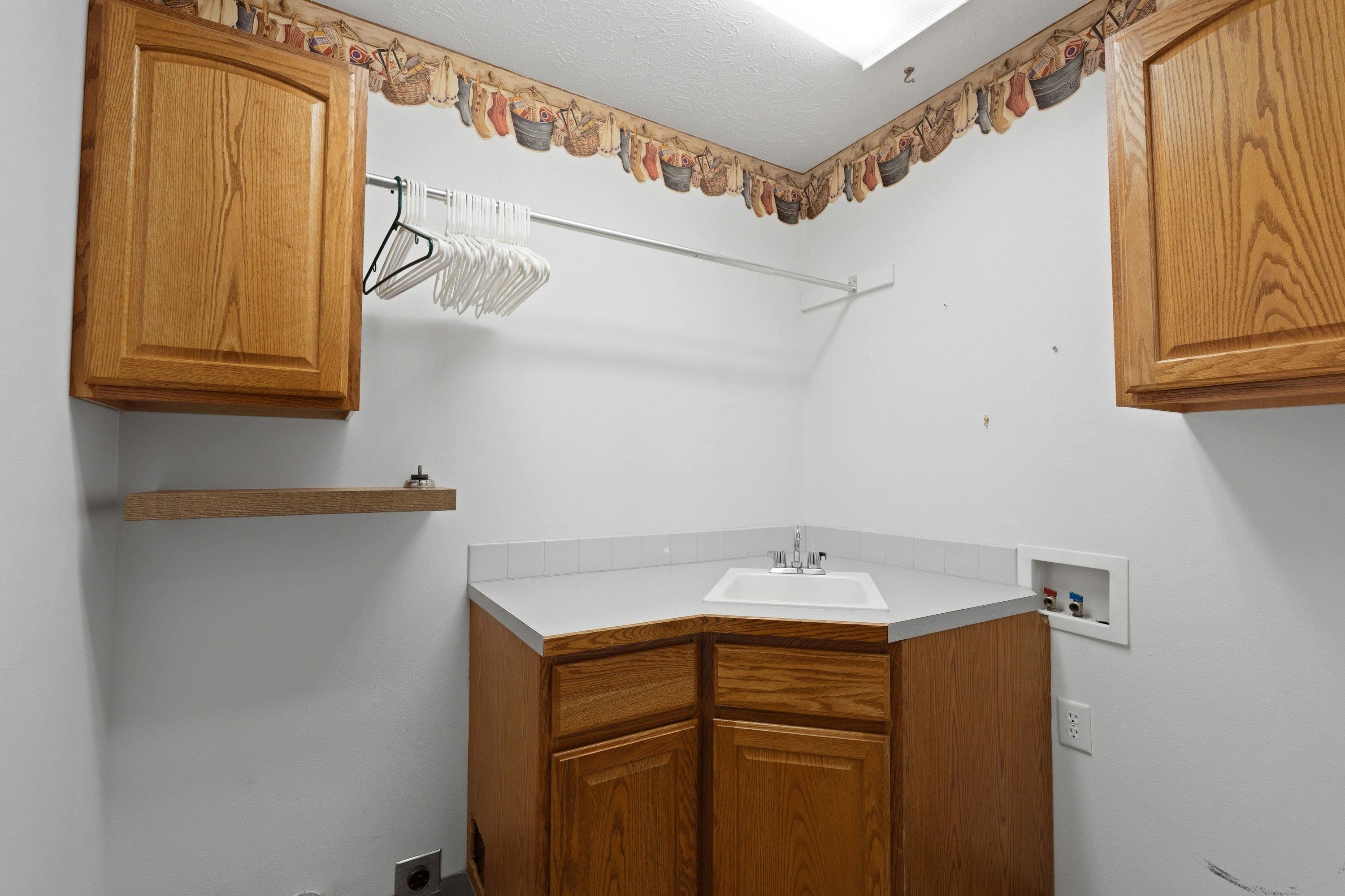 1413 S Davis Ln - Photo 18