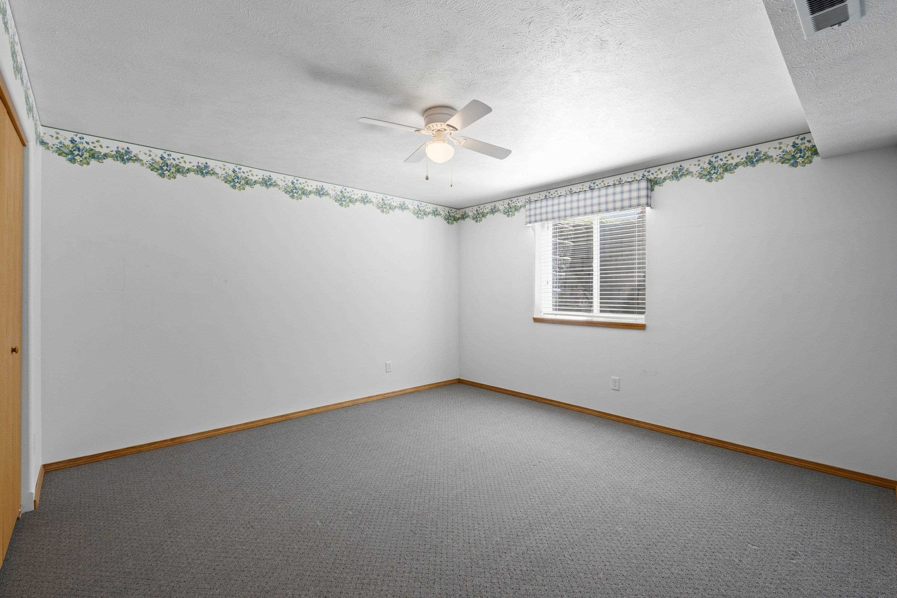 1413 S Davis Ln - Photo 19