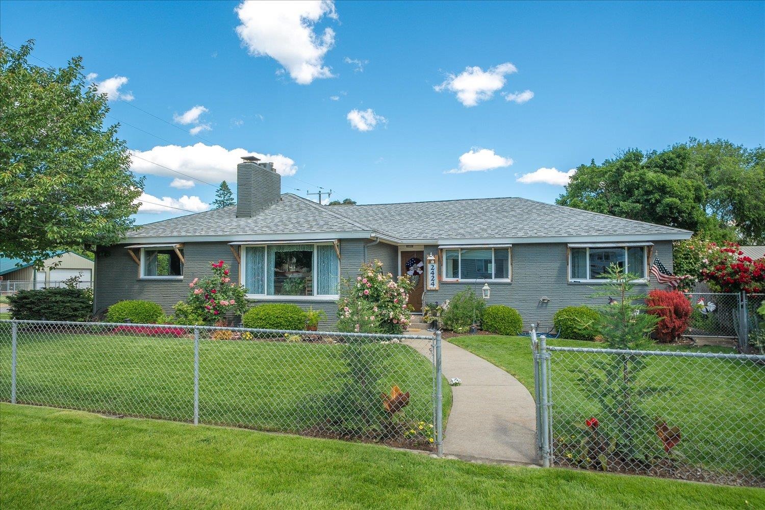 2424 N Coleman Rd - Photo 2