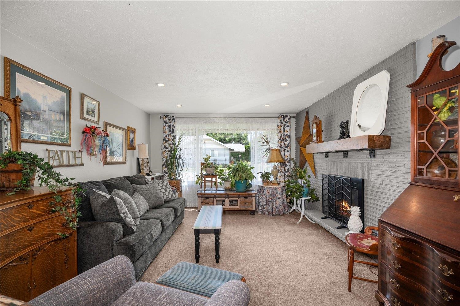 2424 N Coleman Rd - Photo 6