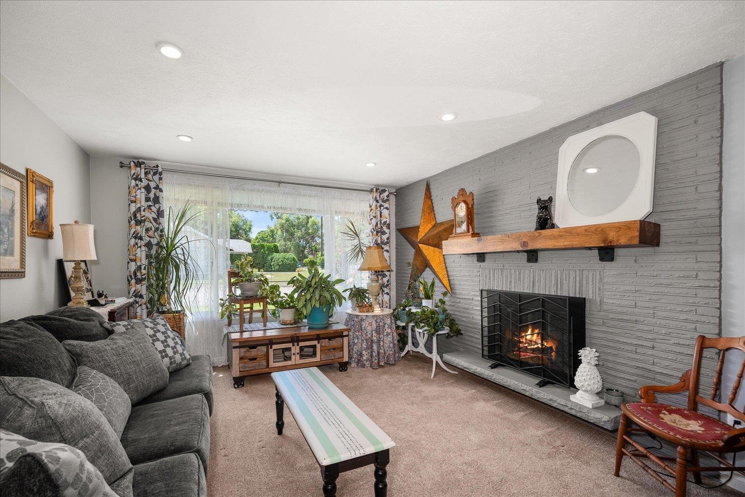 2424 N Coleman Rd - Photo 8