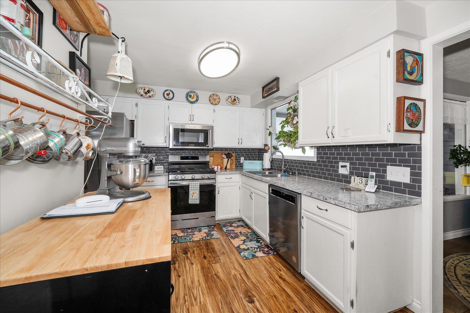 2424 N Coleman Rd - Photo 18