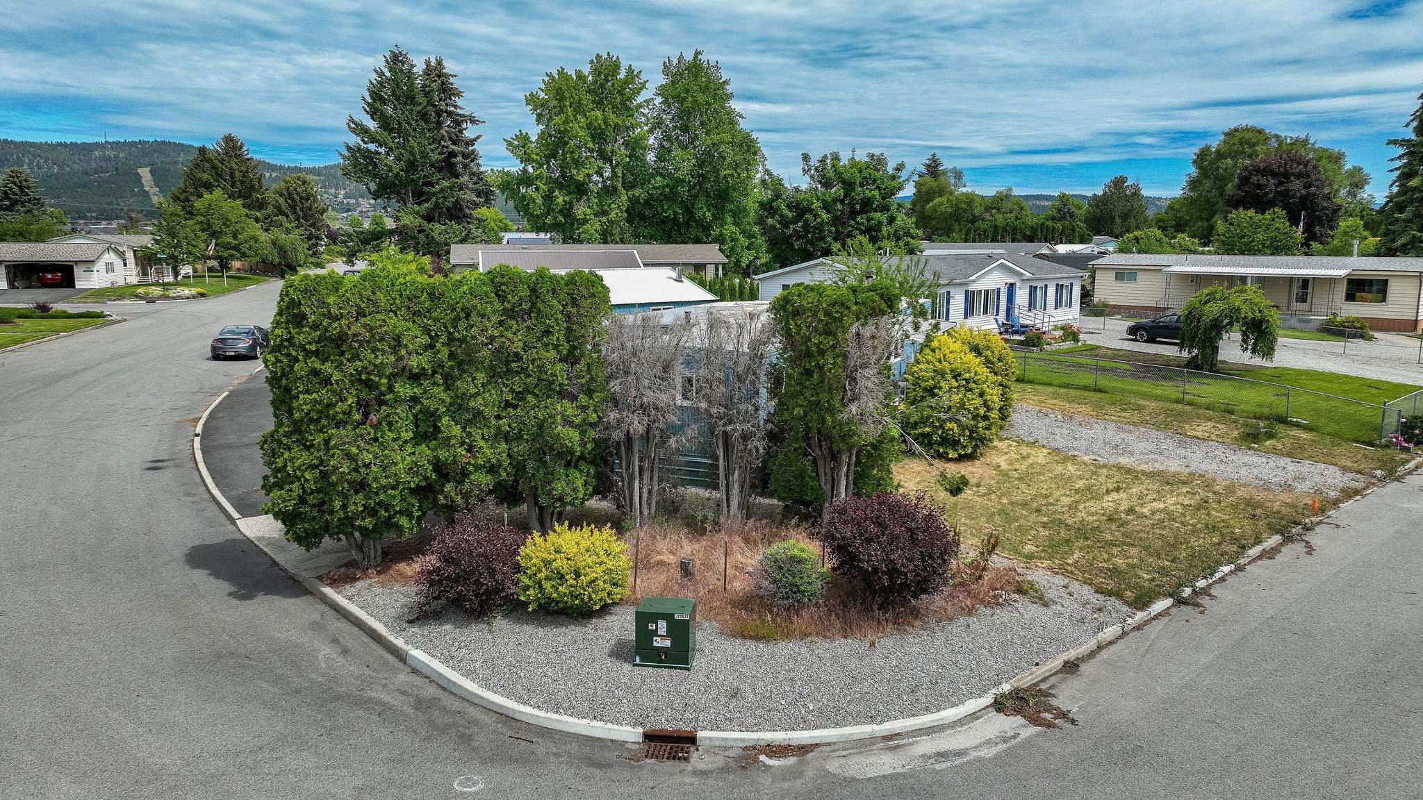 19115 E Montgomery Dr - Photo 3
