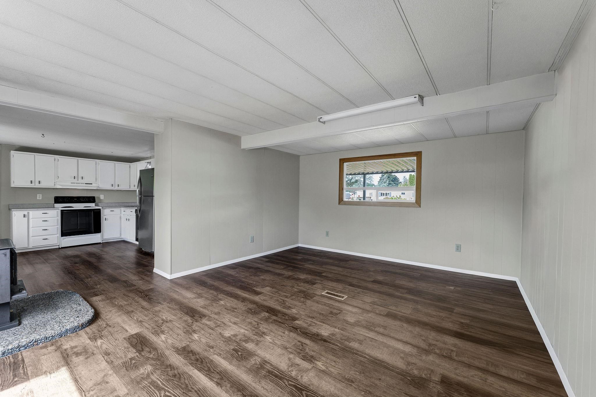 19115 E Montgomery Dr - Photo 7