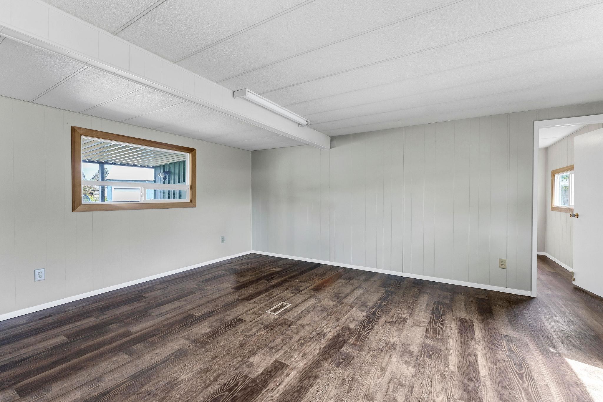 19115 E Montgomery Dr - Photo 8