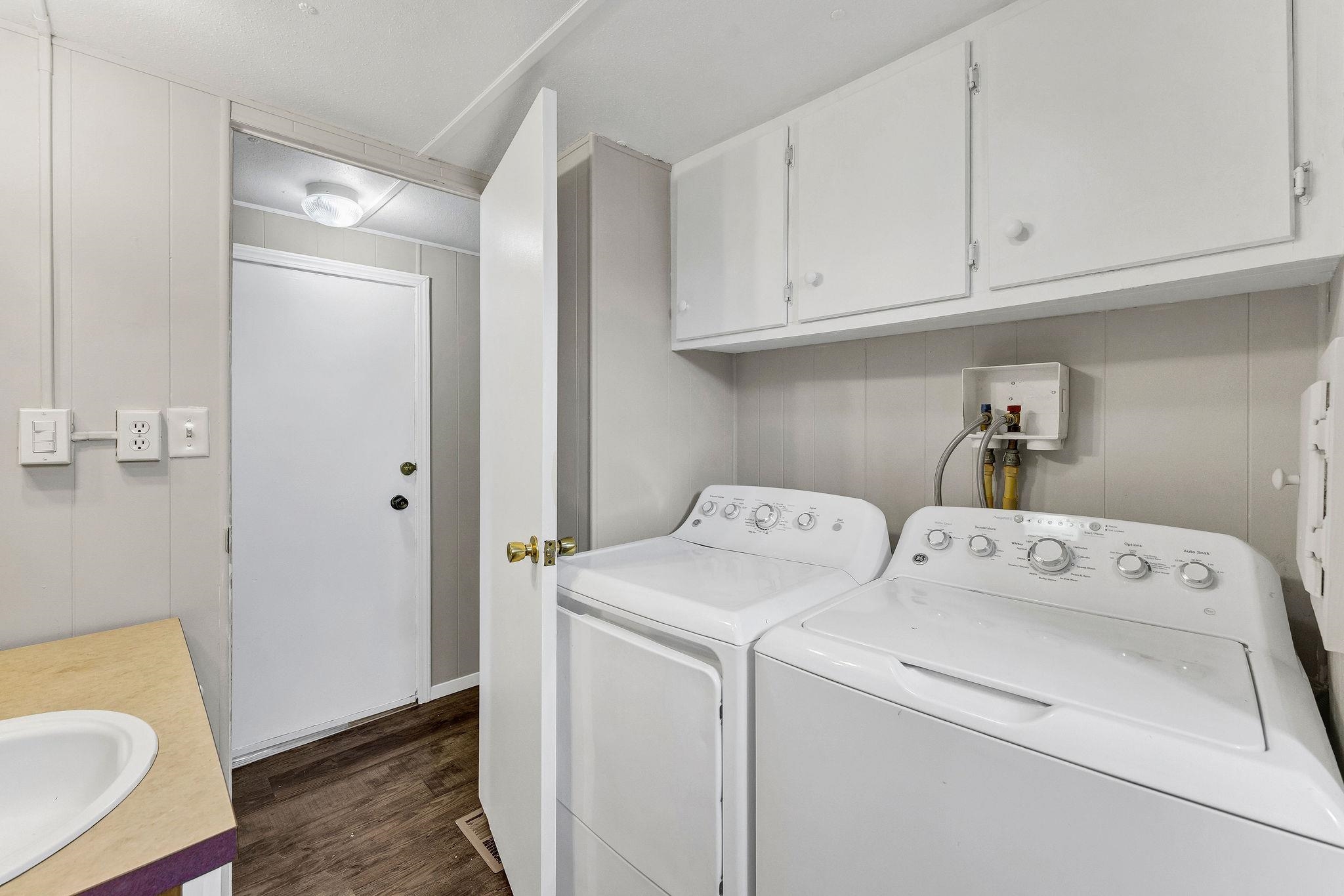 19115 E Montgomery Dr - Photo 16