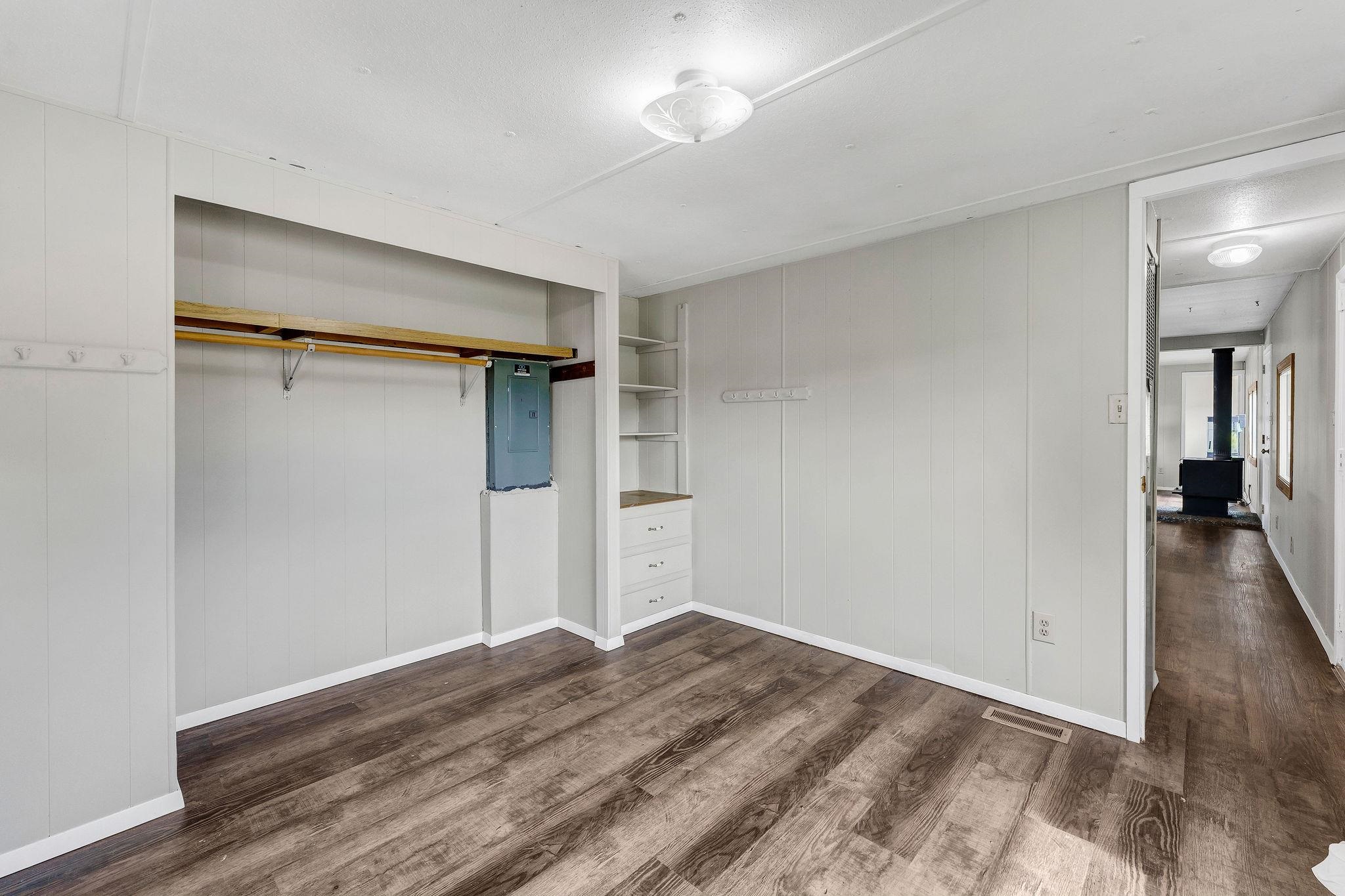 19115 E Montgomery Dr - Photo 18
