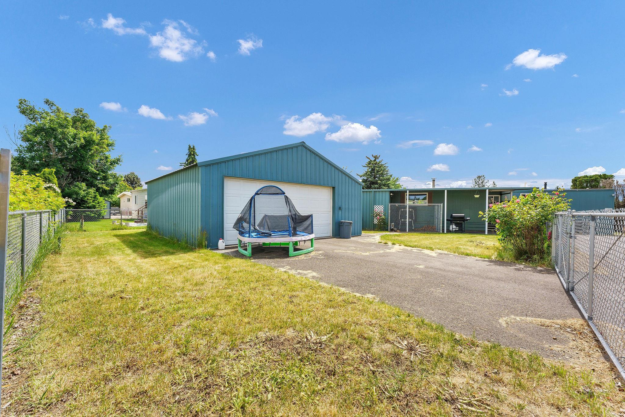 19115 E Montgomery Dr - Photo 34