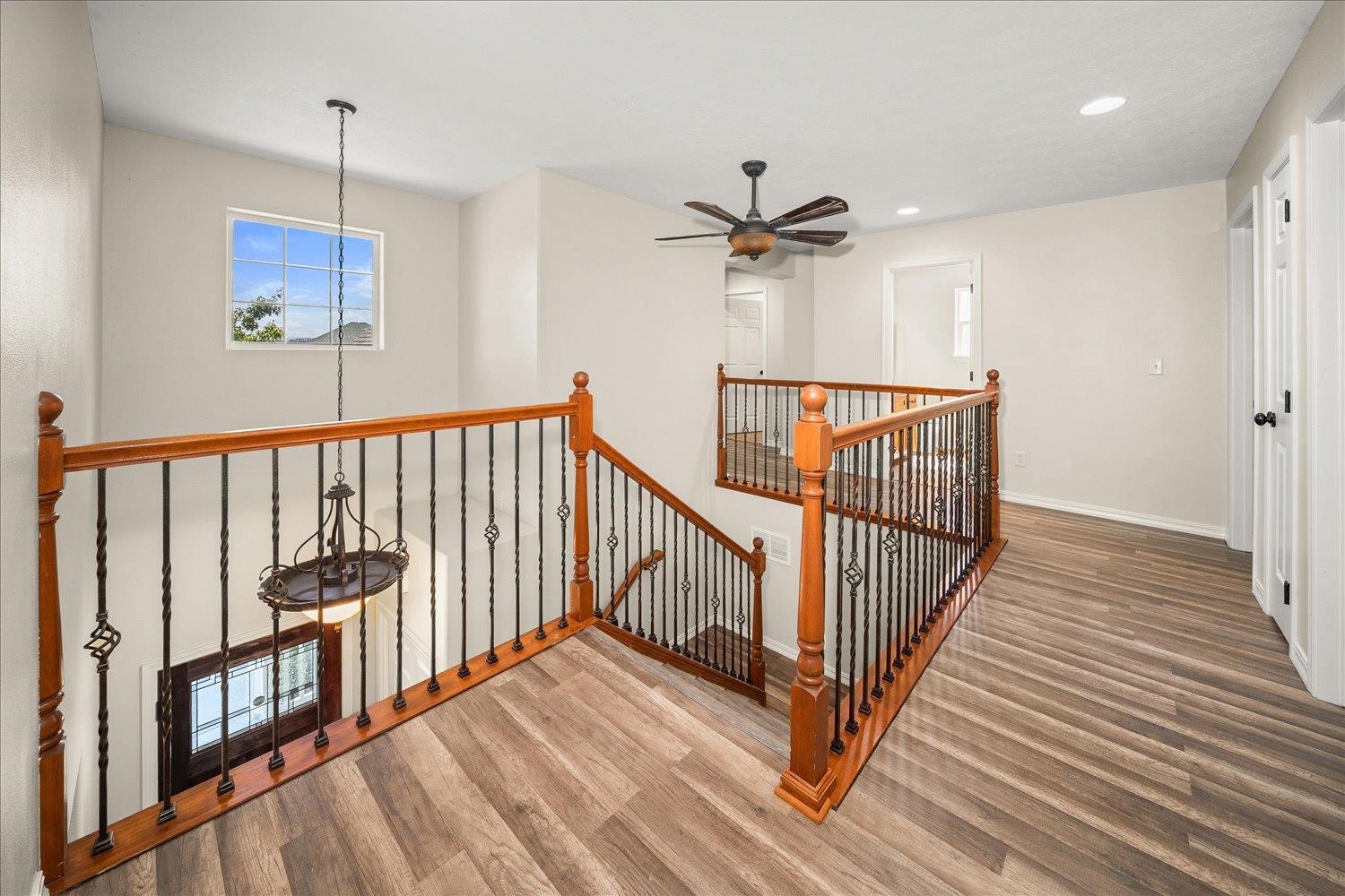 2406 S Scenic Blvd - Photo 15