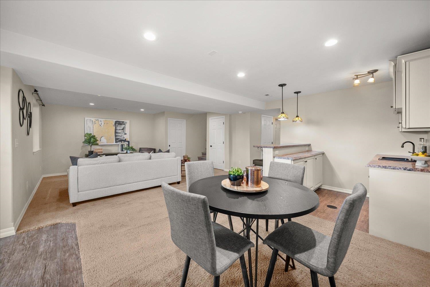 2406 S Scenic Blvd - Photo 26
