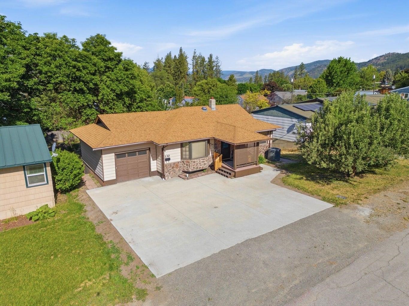 130 Crestview Dr - Photo 1