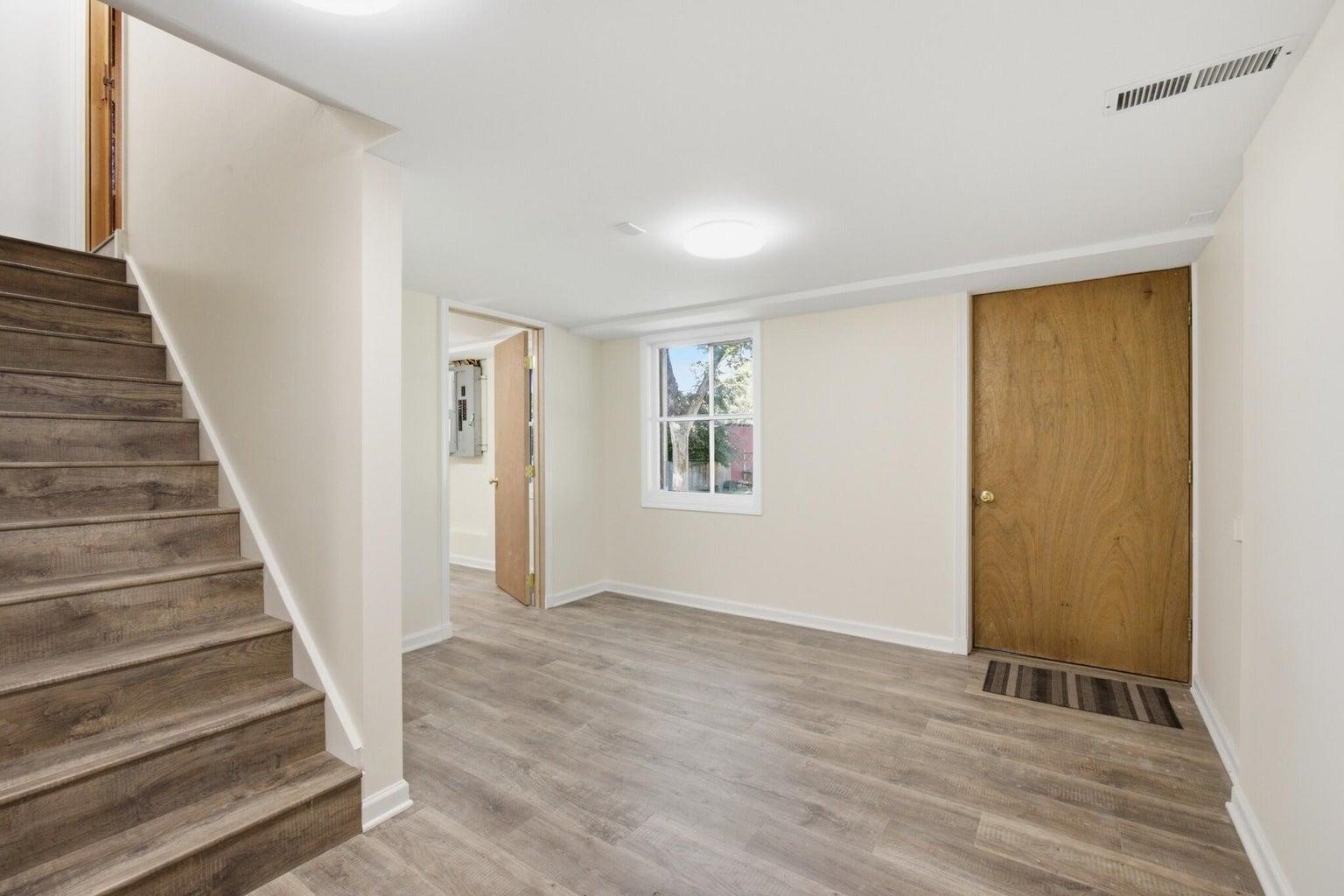 130 Crestview Dr - Photo 22