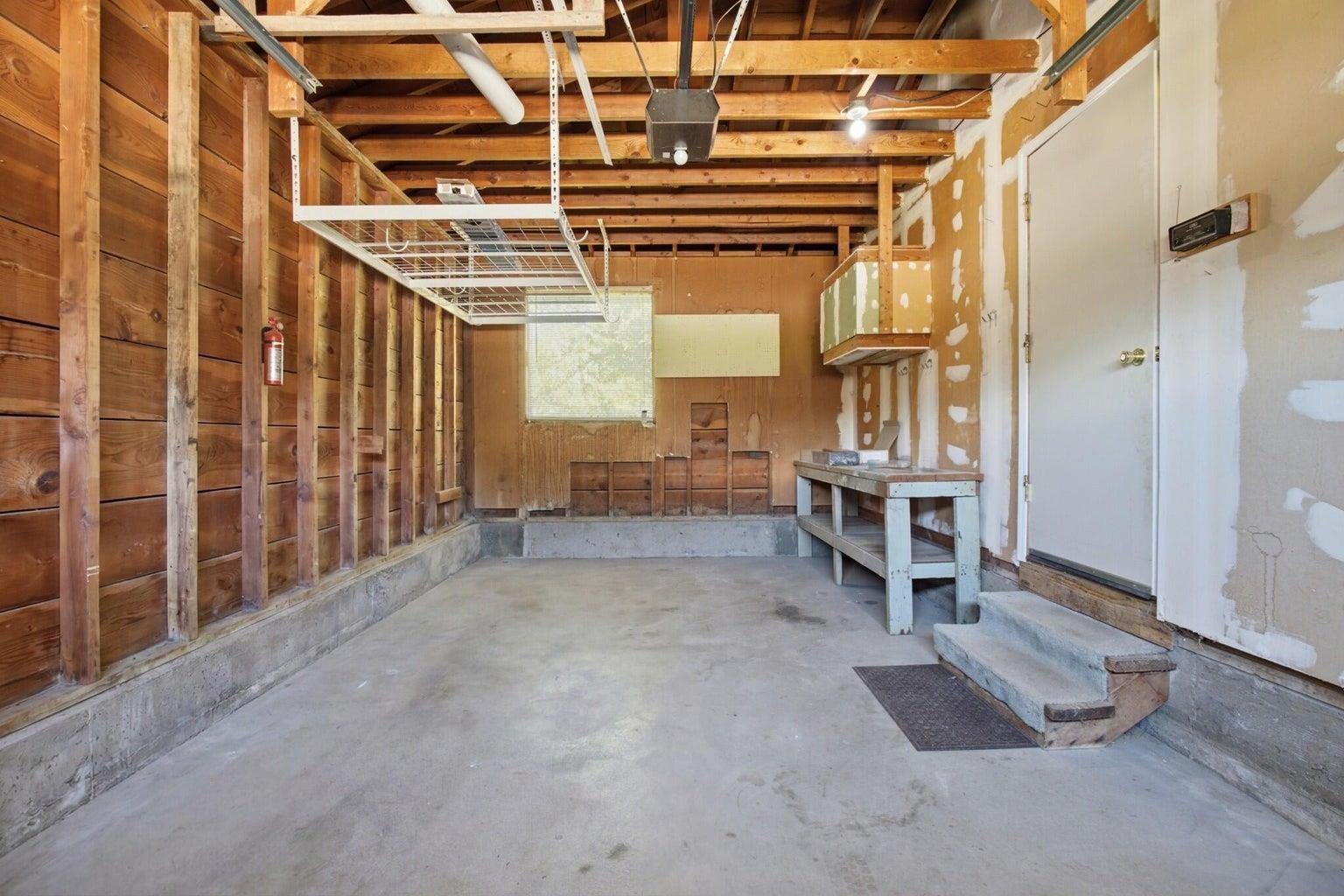 130 Crestview Dr - Photo 27