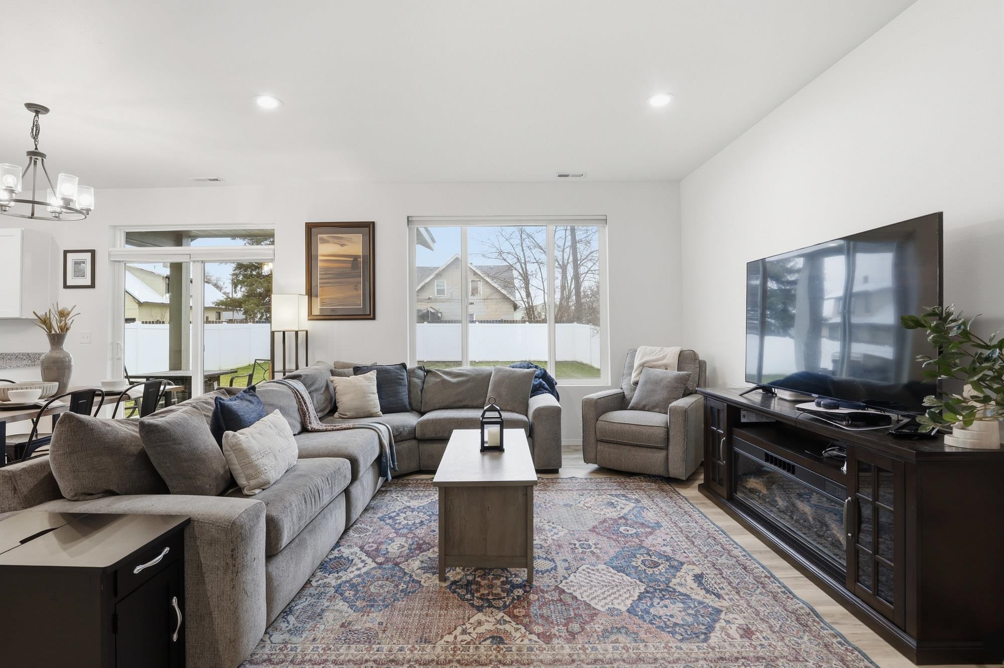3017 E Sanson Ave - Photo 4