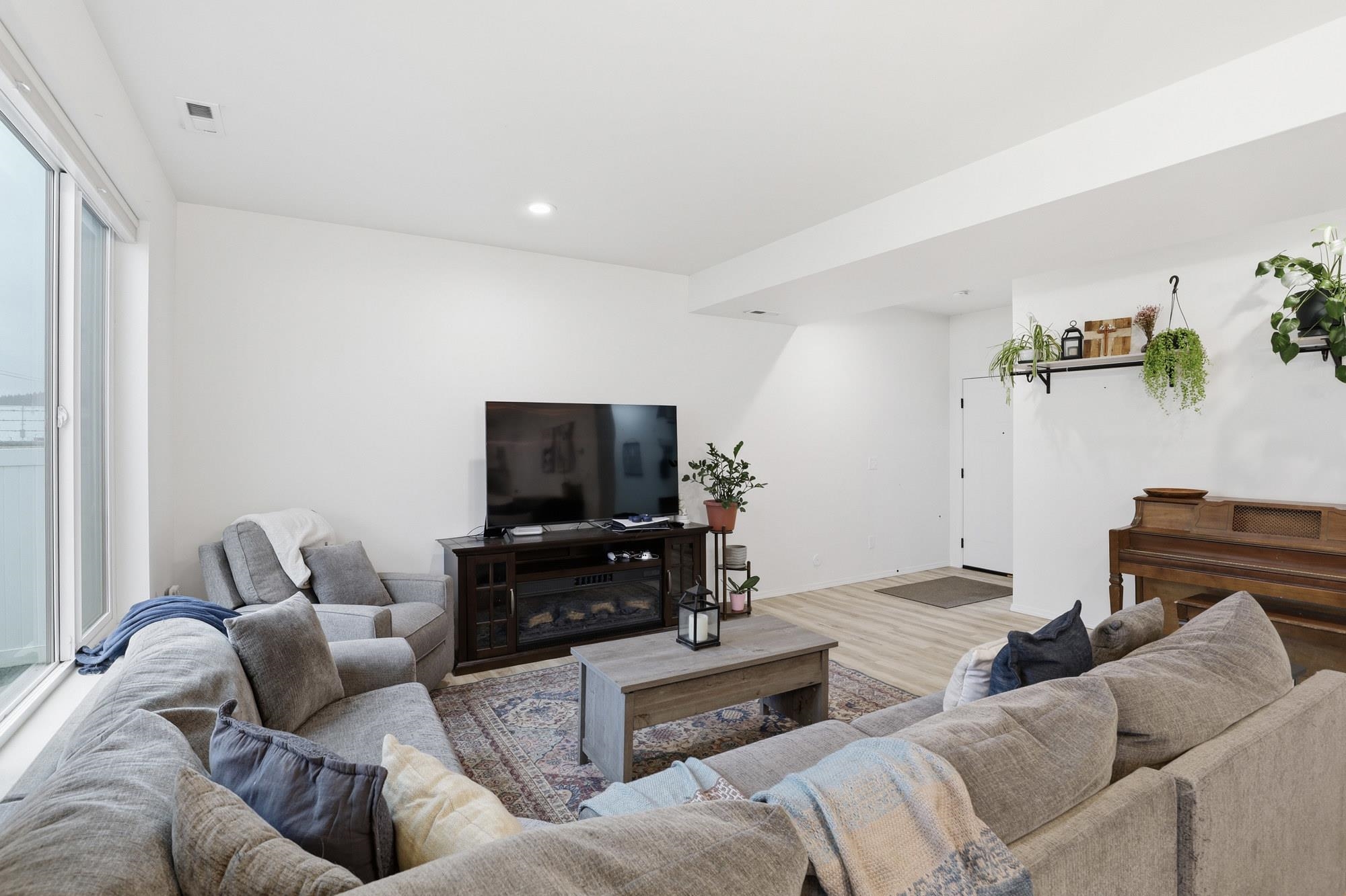 3017 E Sanson Ave - Photo 6