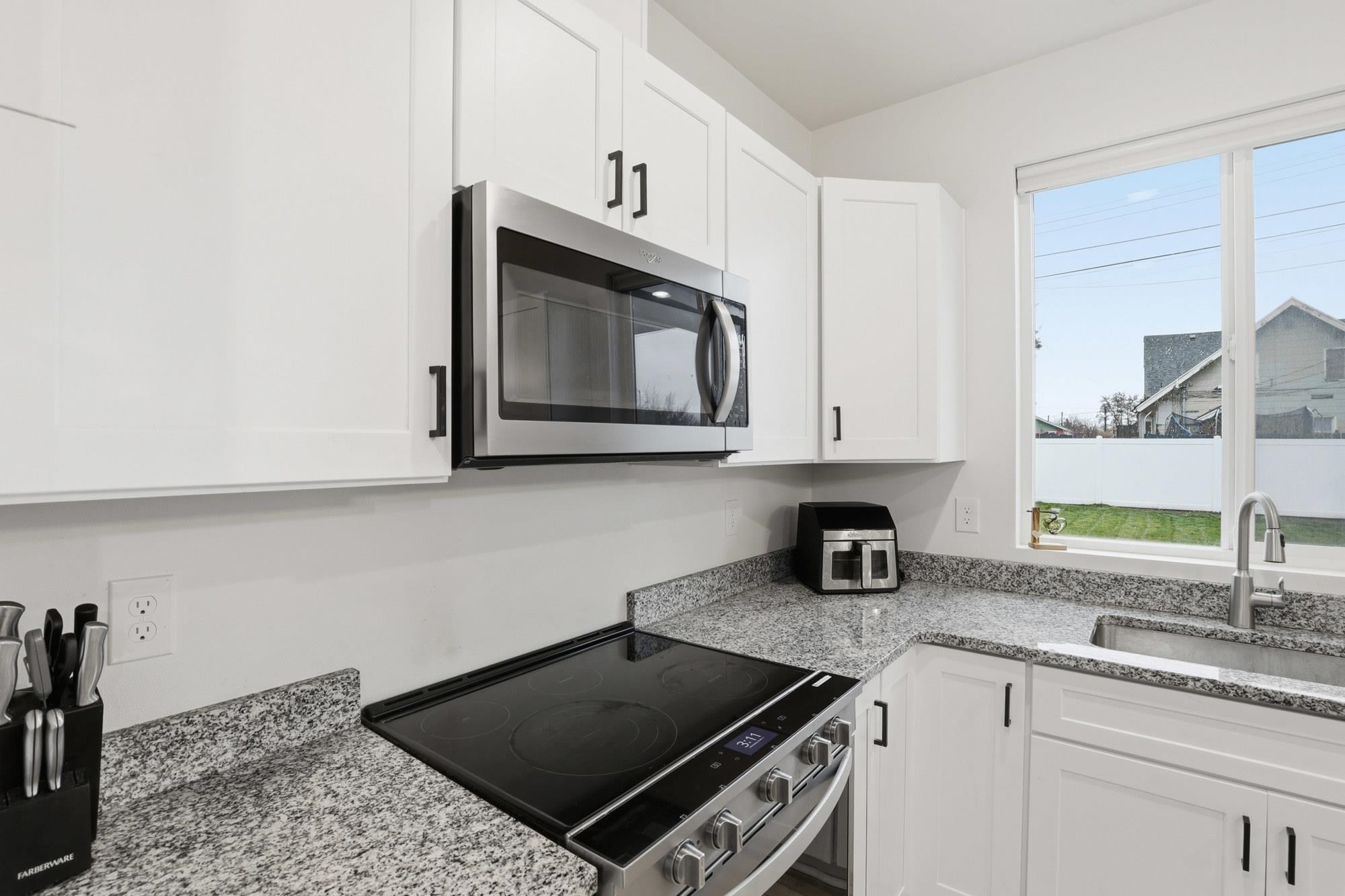 3017 E Sanson Ave - Photo 14
