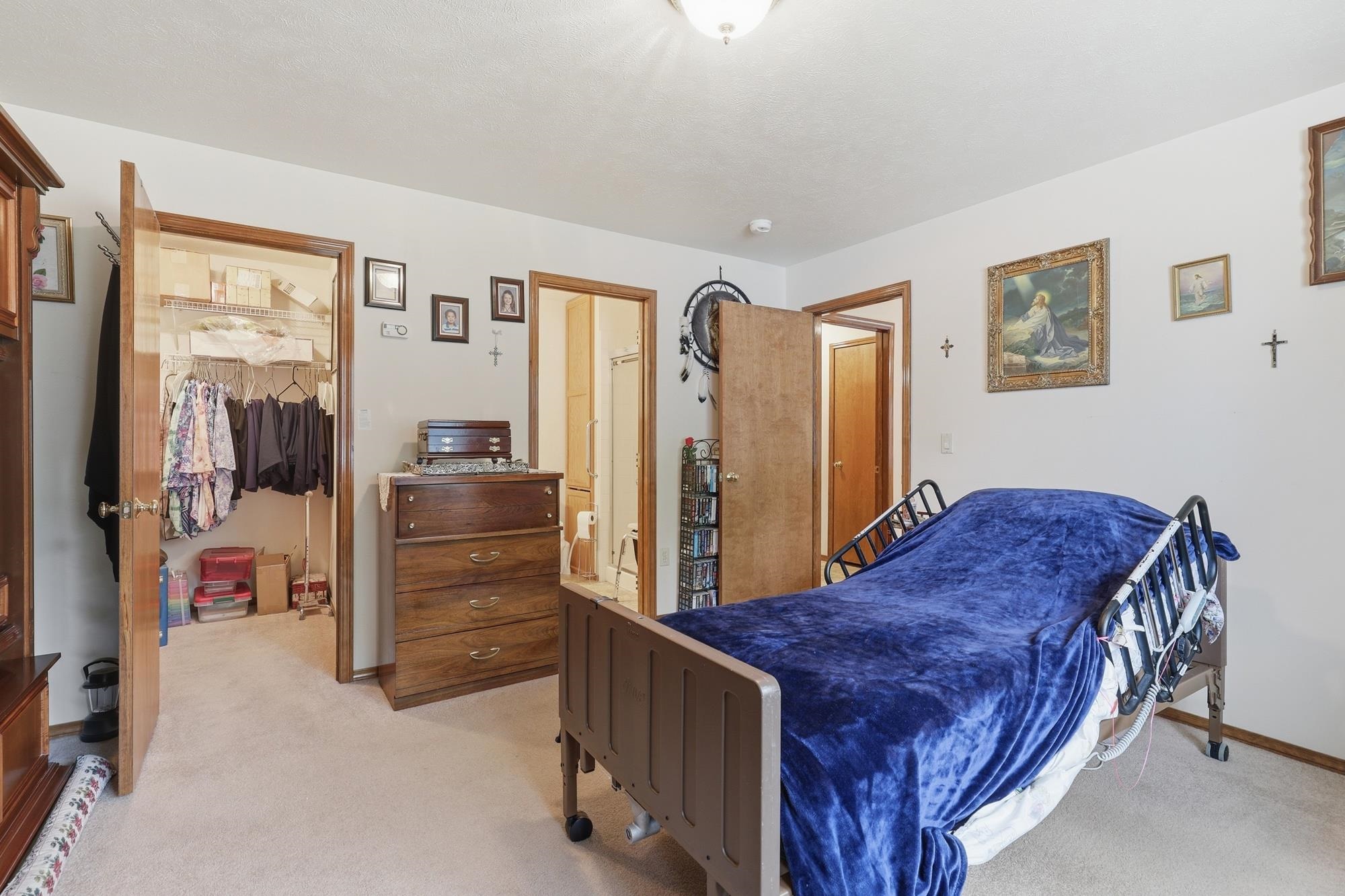 7119 N HOGAN St - Photo 18