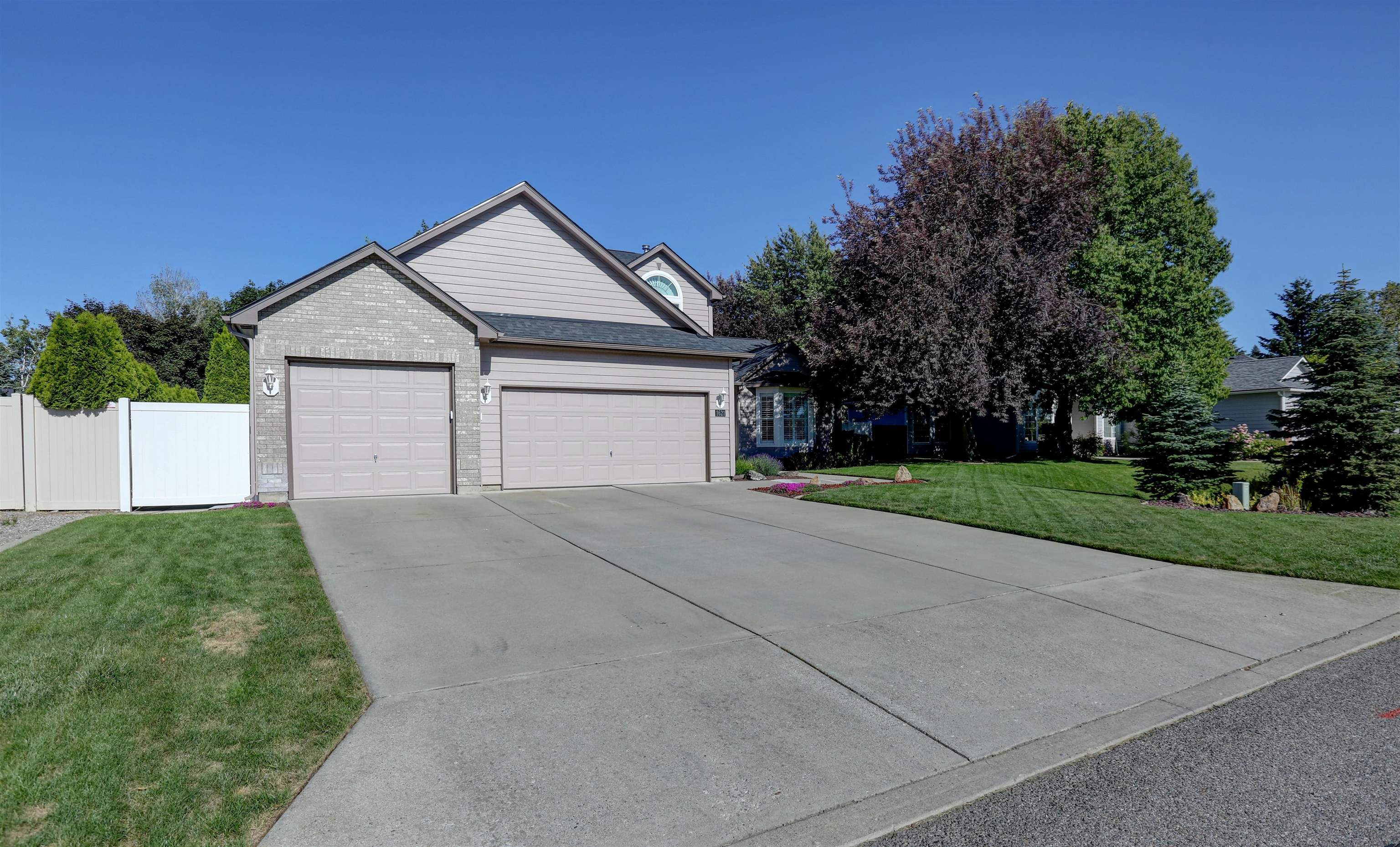 1621 S Rotchford Dr - Photo 3