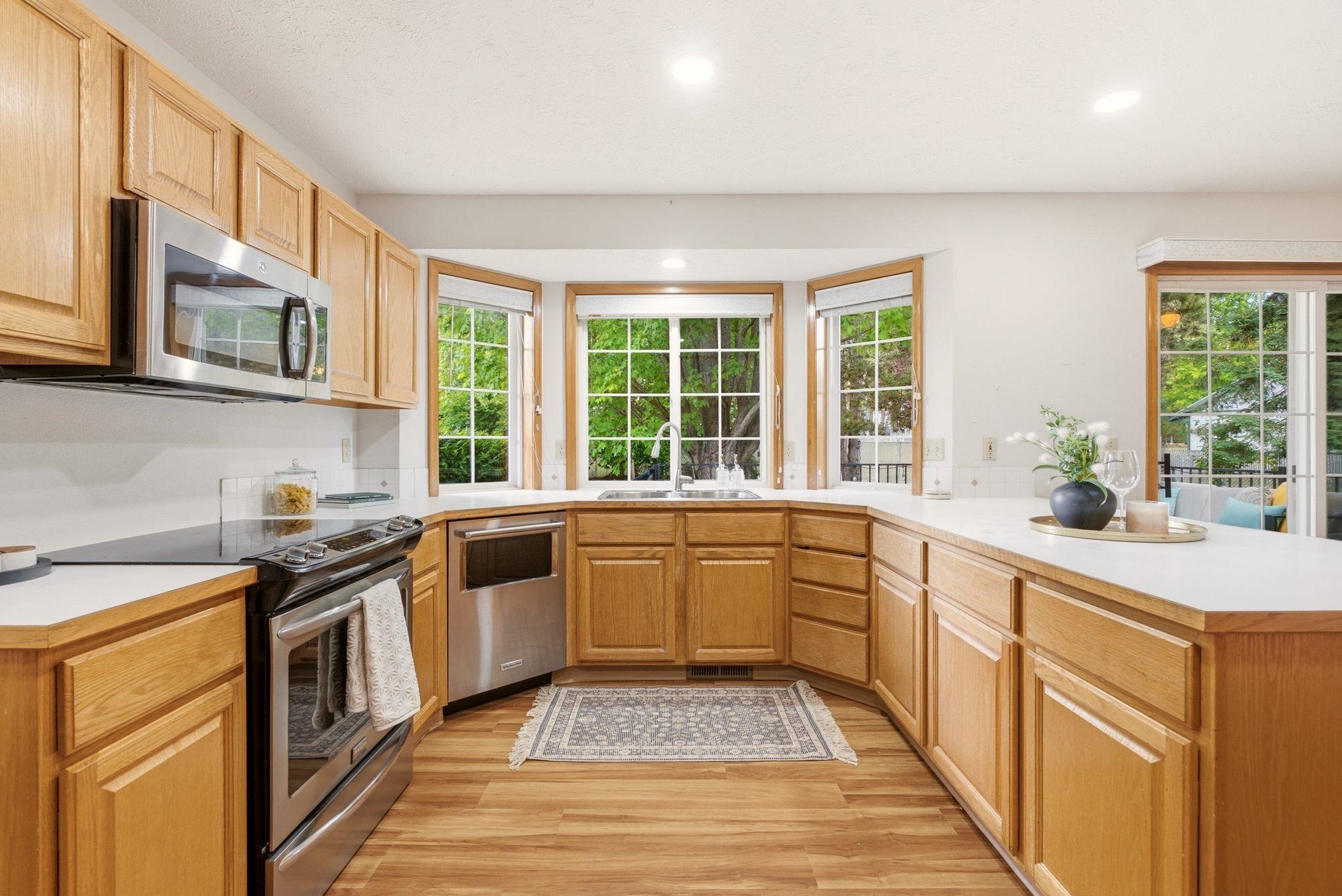 325 E Piper Glen Ct - Photo 3