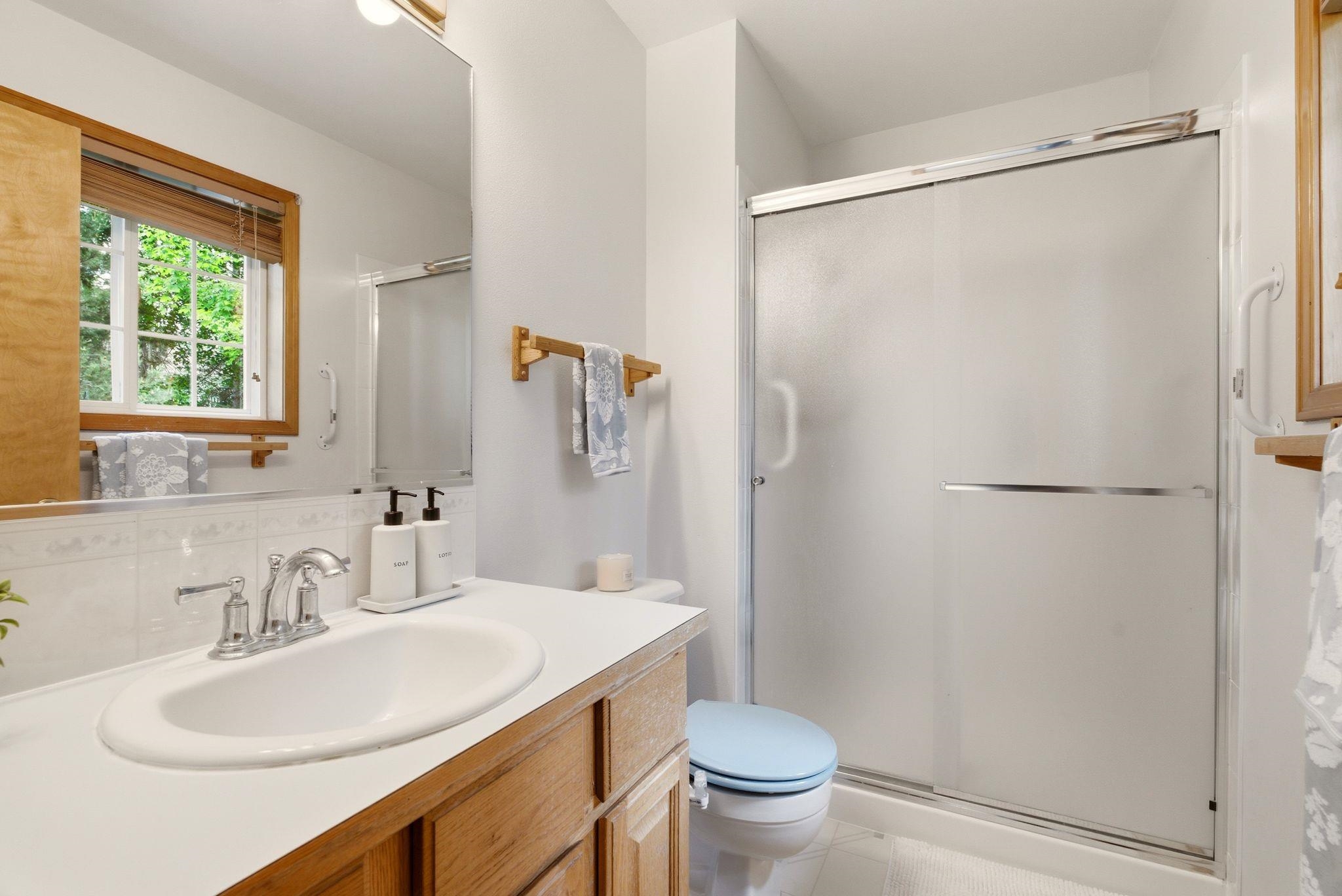 325 E Piper Glen Ct - Photo 18