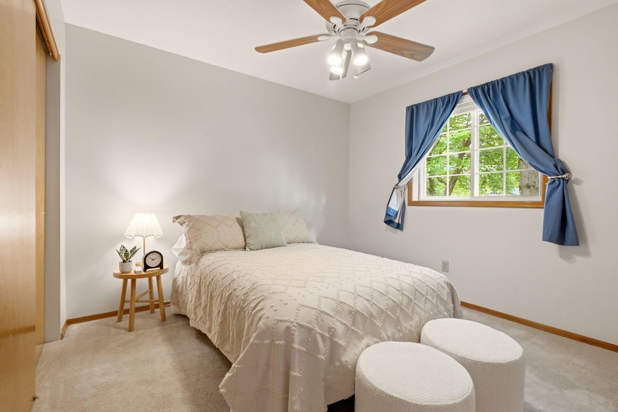325 E Piper Glen Ct - Photo 19