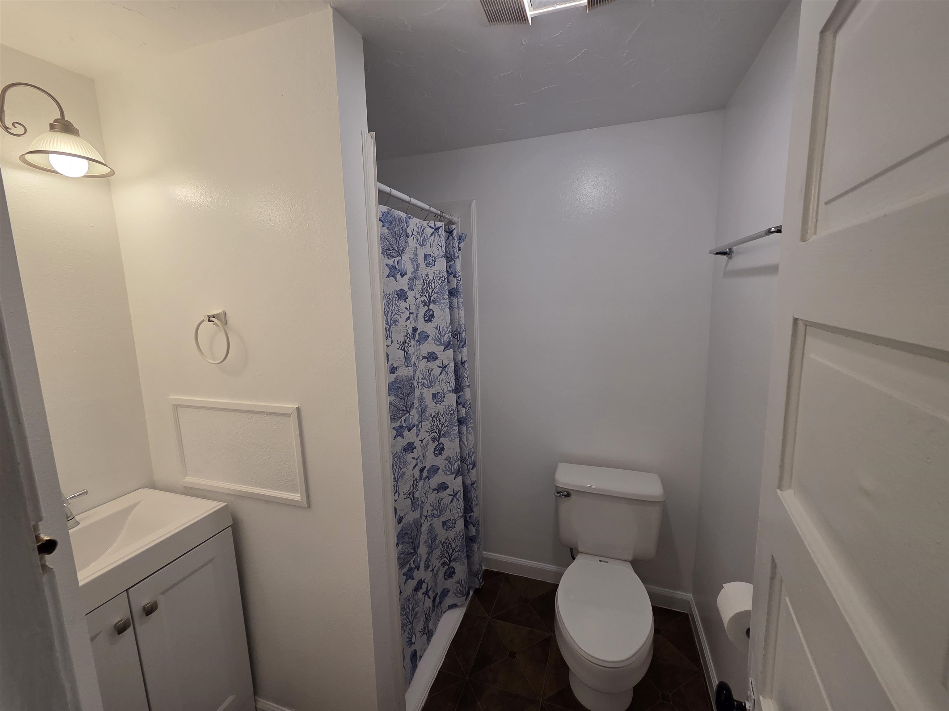 516 E ERMINA Ave - Photo 17