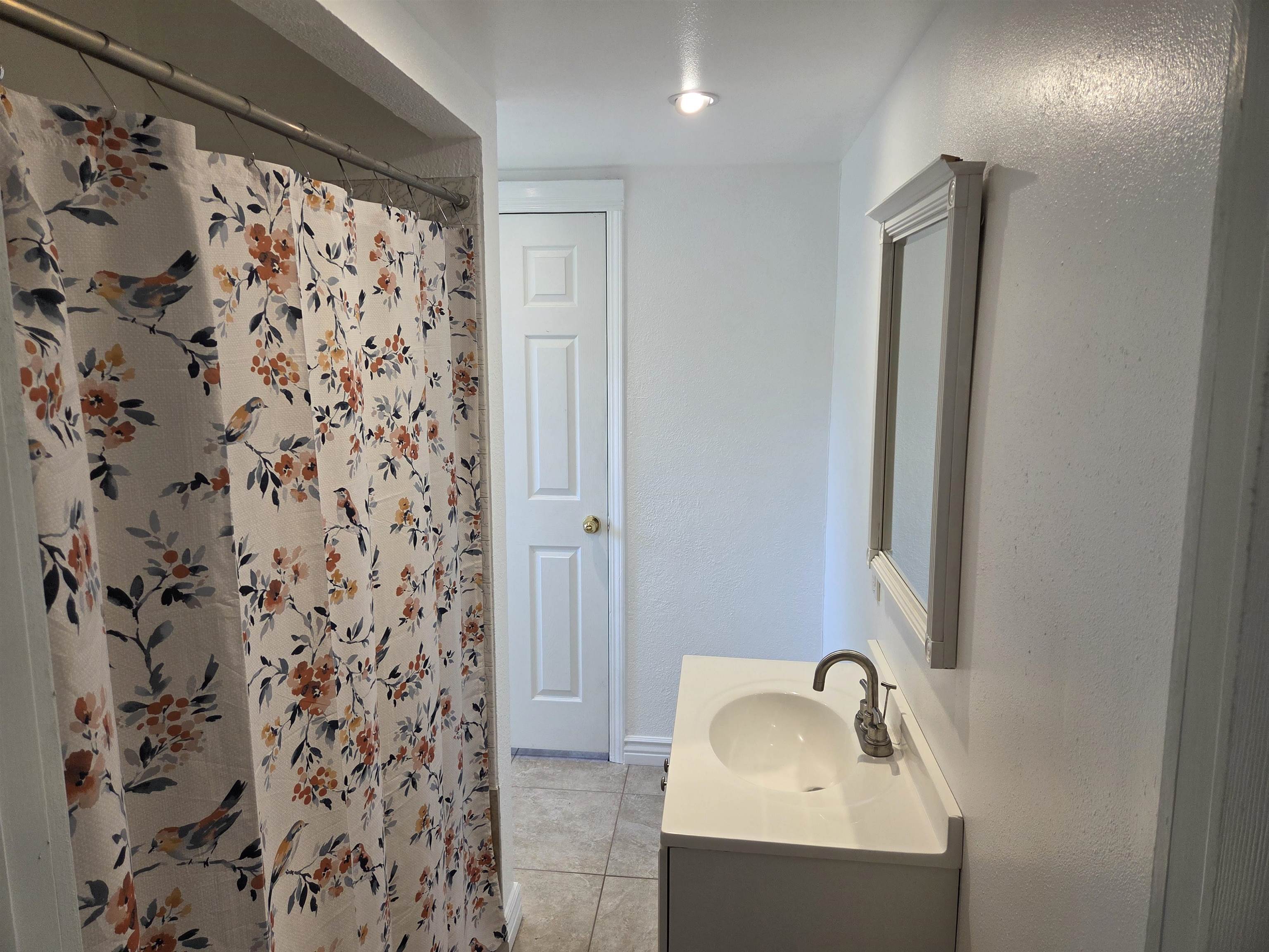 516 E ERMINA Ave - Photo 10