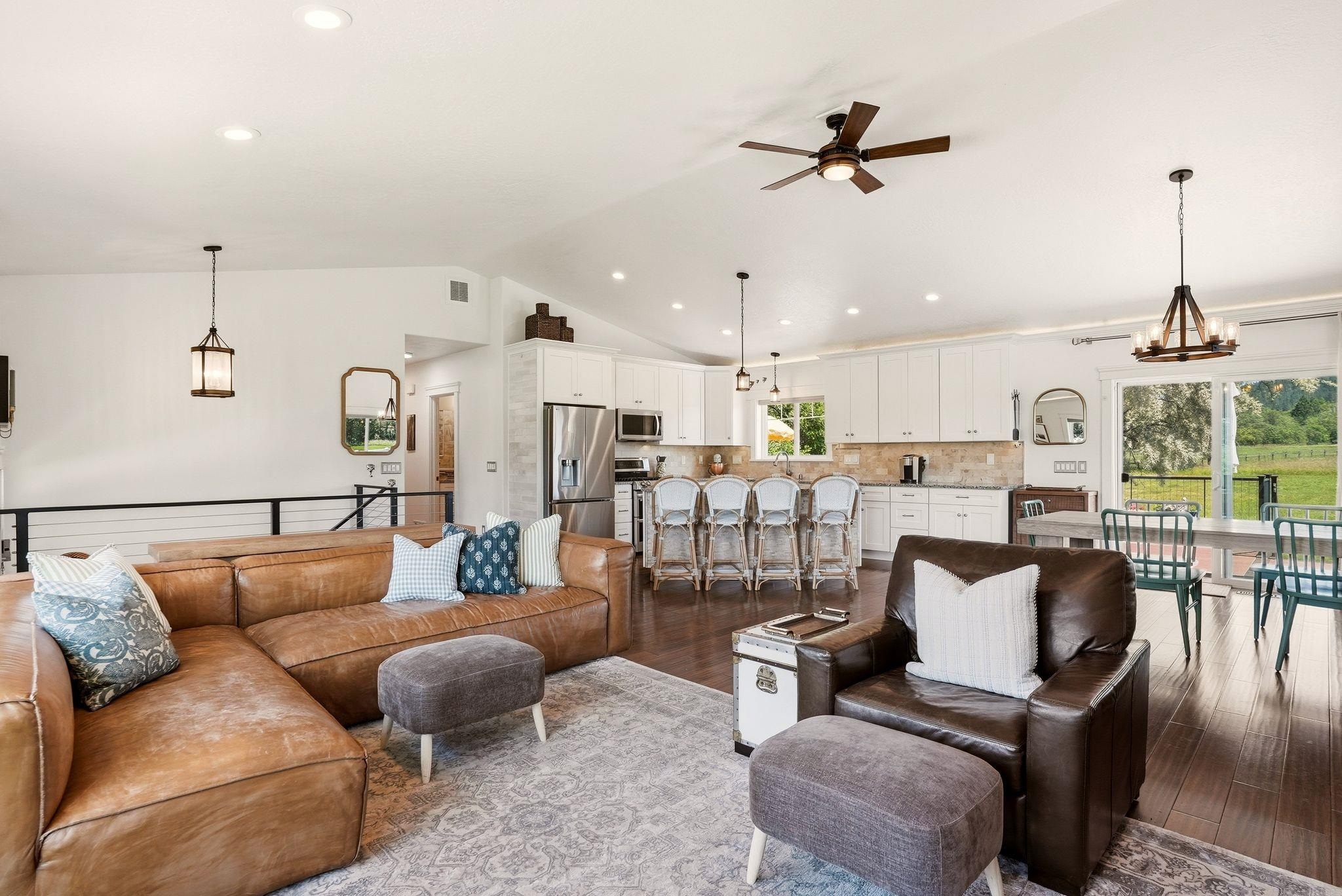 6819 S South Meadows Rd - Photo 8