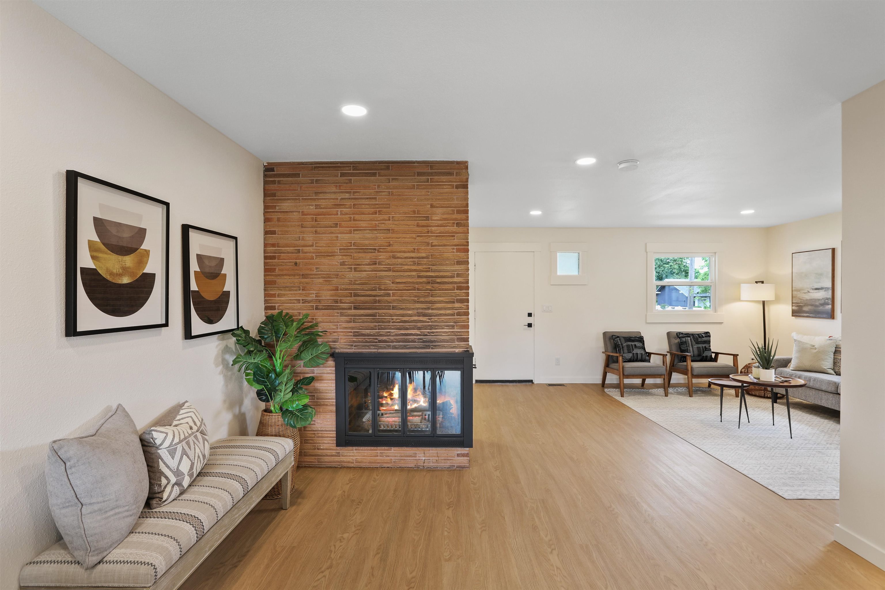 13716 E Broadway Ave - Photo 5
