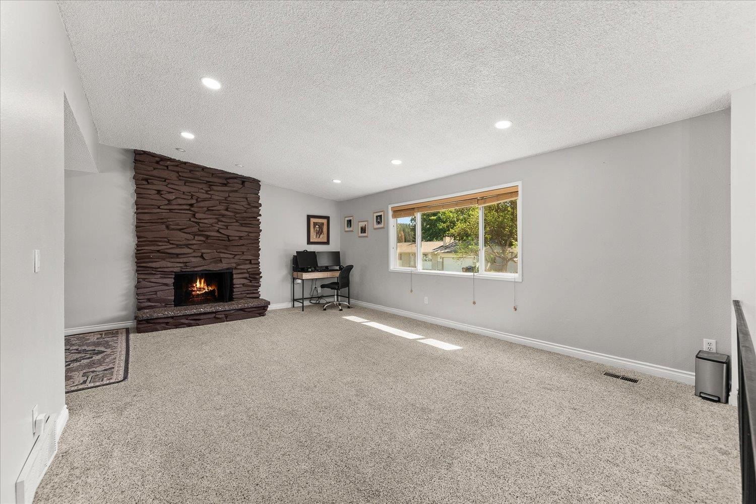 6505 N Elizabeth St - Photo 4