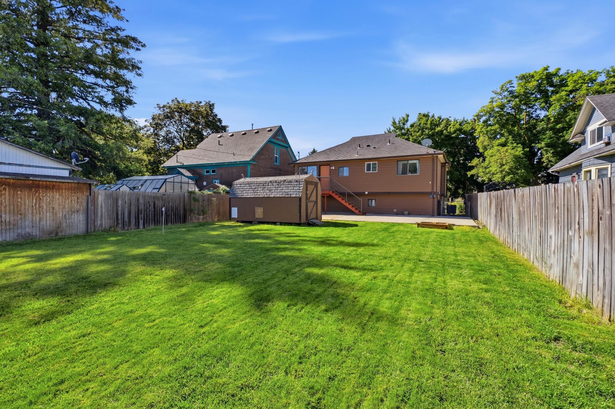 1208 W Spofford Ave - Photo 35