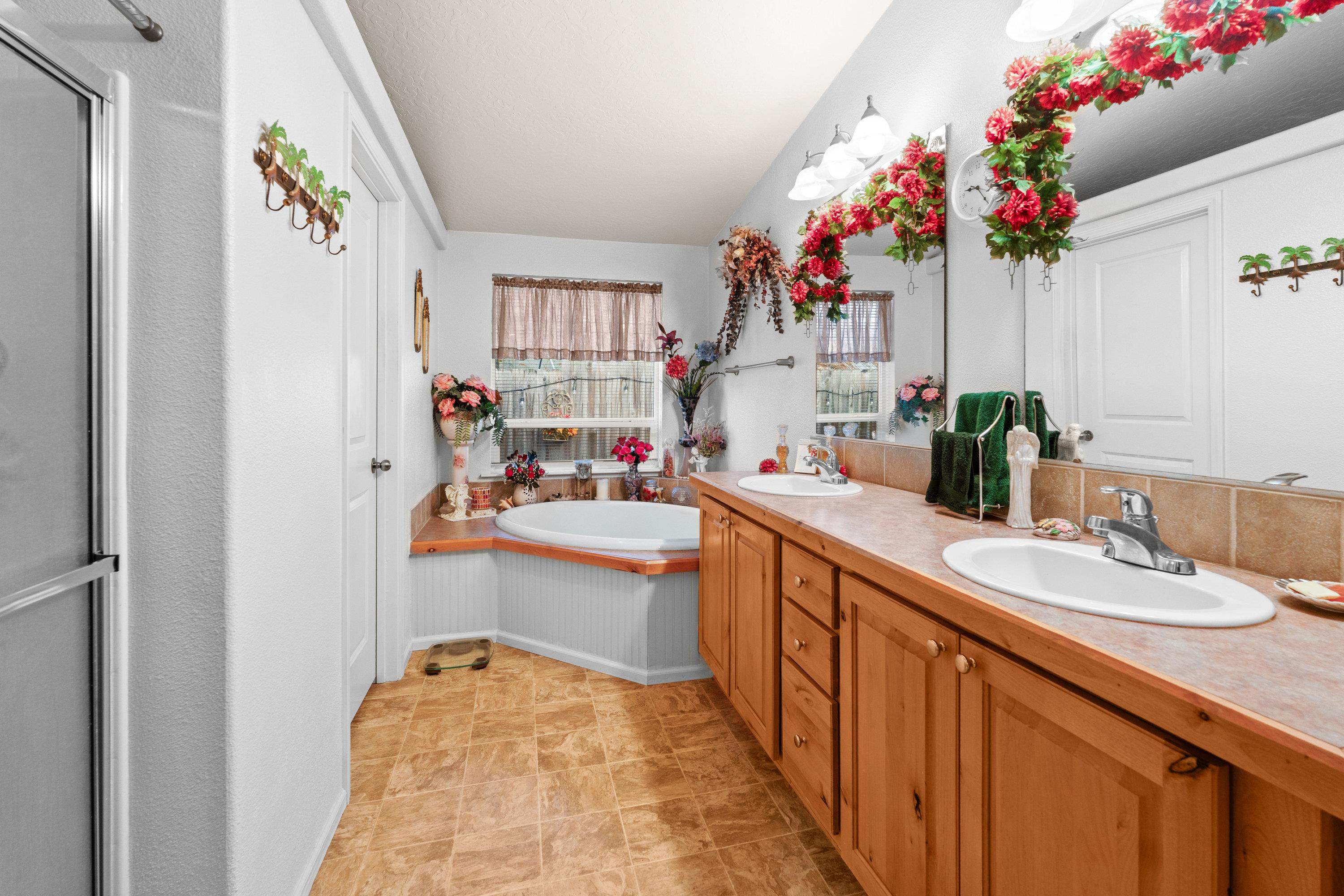 13907 N East Newman Lake Dr - Photo 13