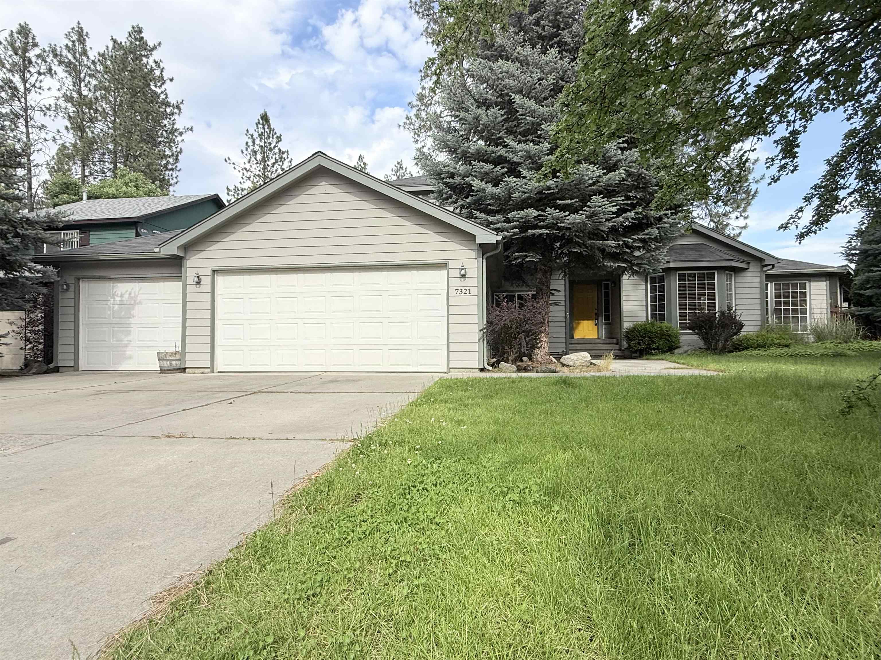 7321 W Kendick Ave - Photo 2