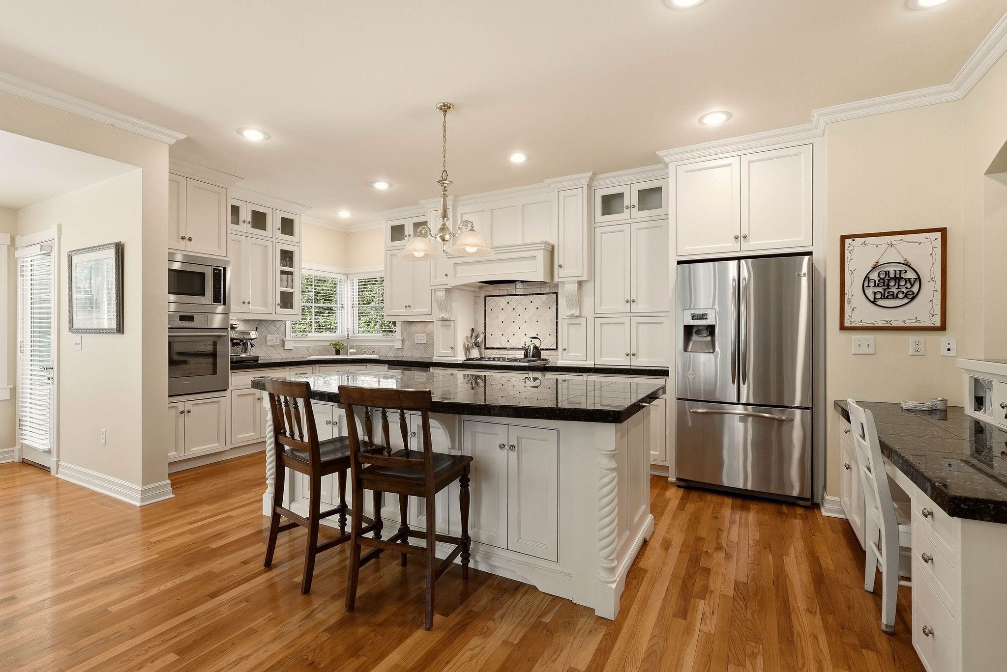 2024 S Overbluff Ct - Photo 10